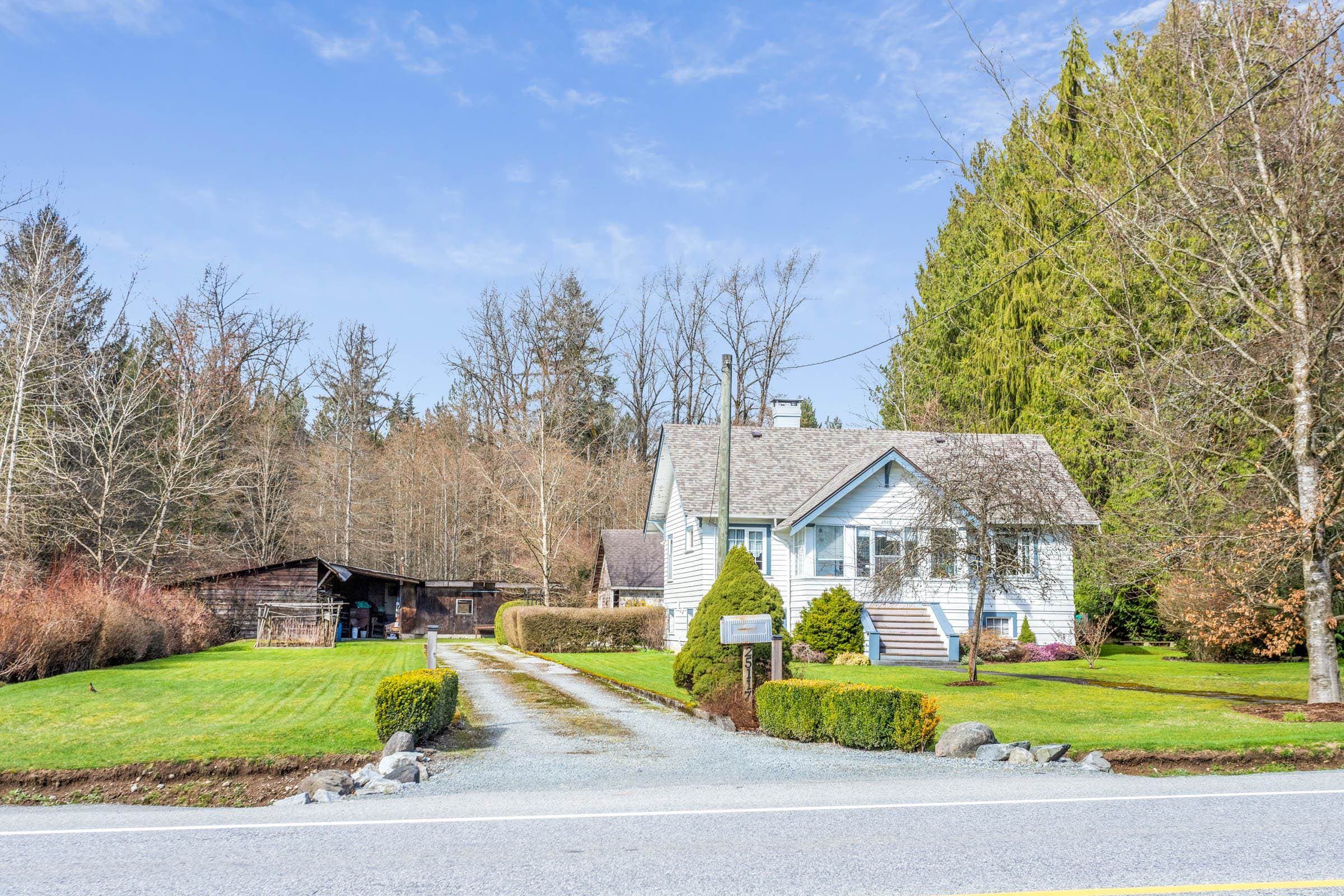 25117 Dewdney Trunk Road, Maple Ridge