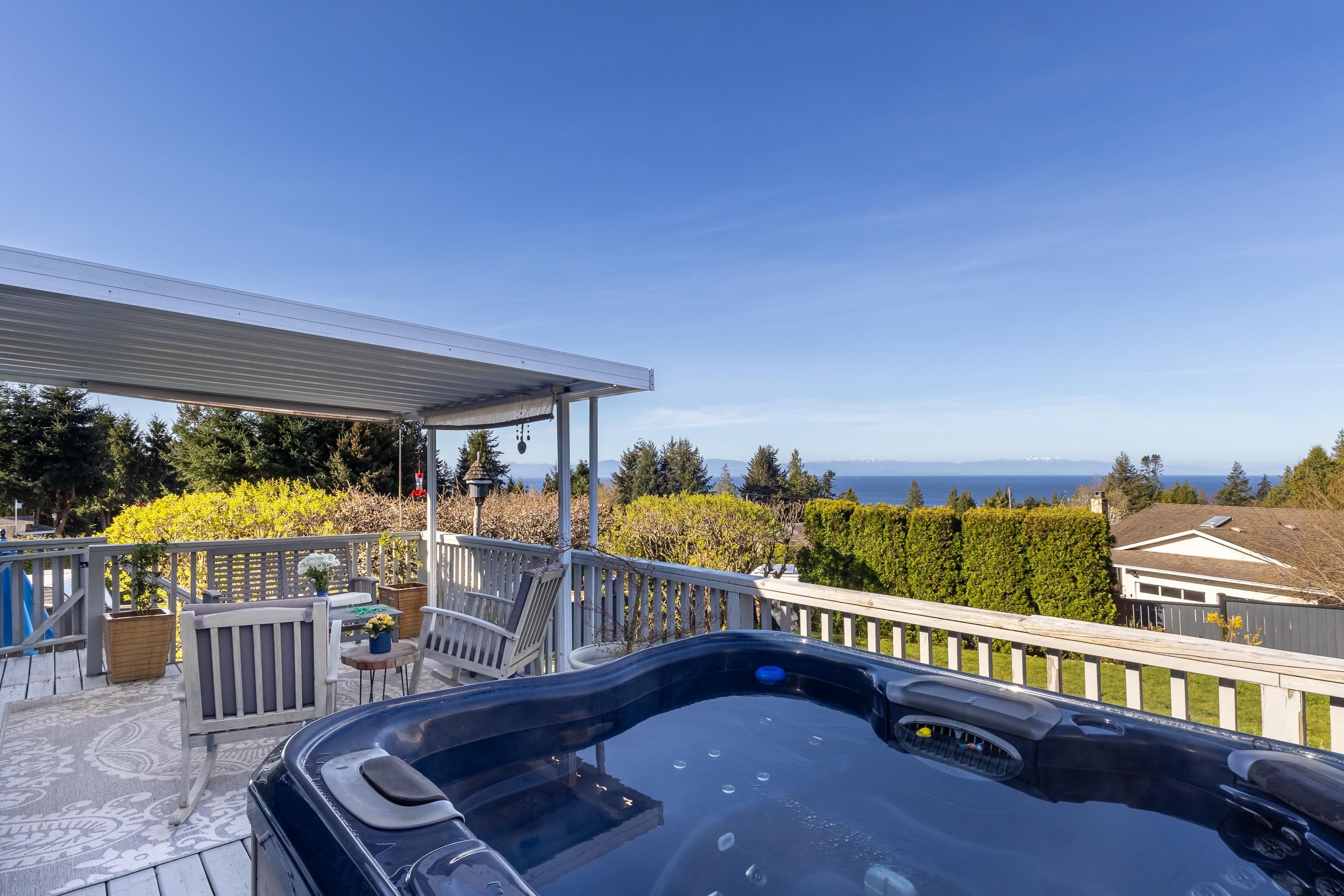 5007 Laurel Avenue, Sechelt, V7Z 0B9 — photo 3