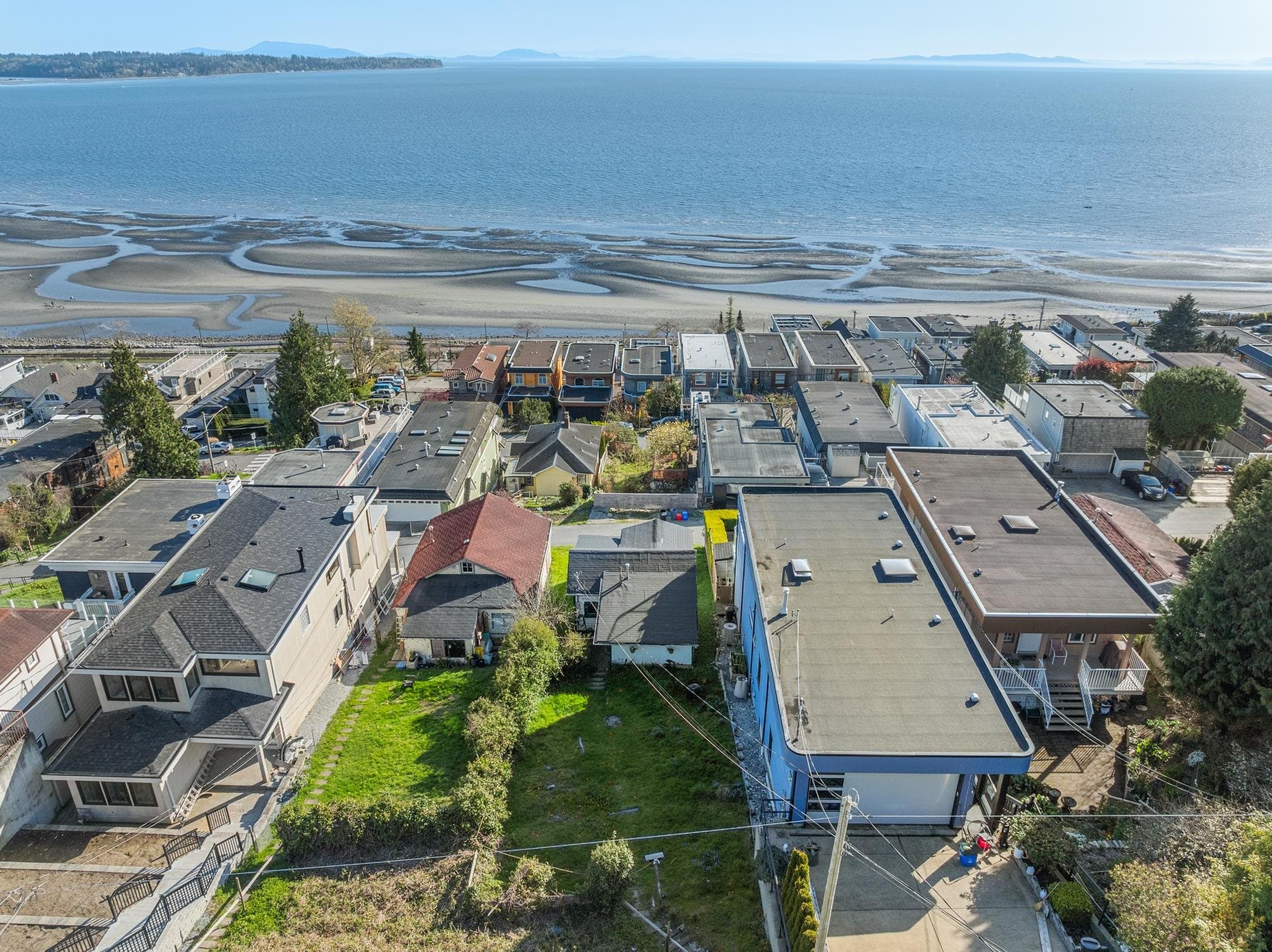 15412 Columbia Avenue, White Rock