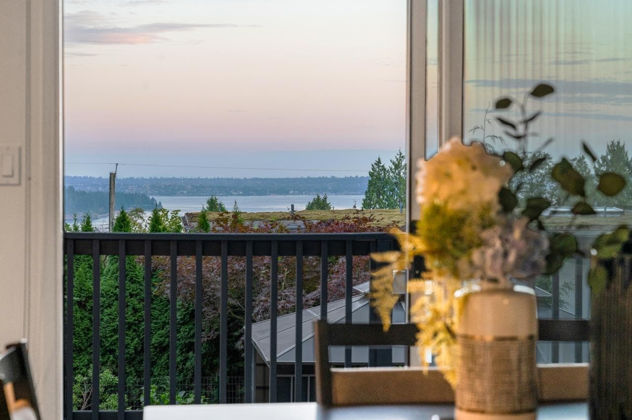 1550 Palmerston Avenue, West Vancouver