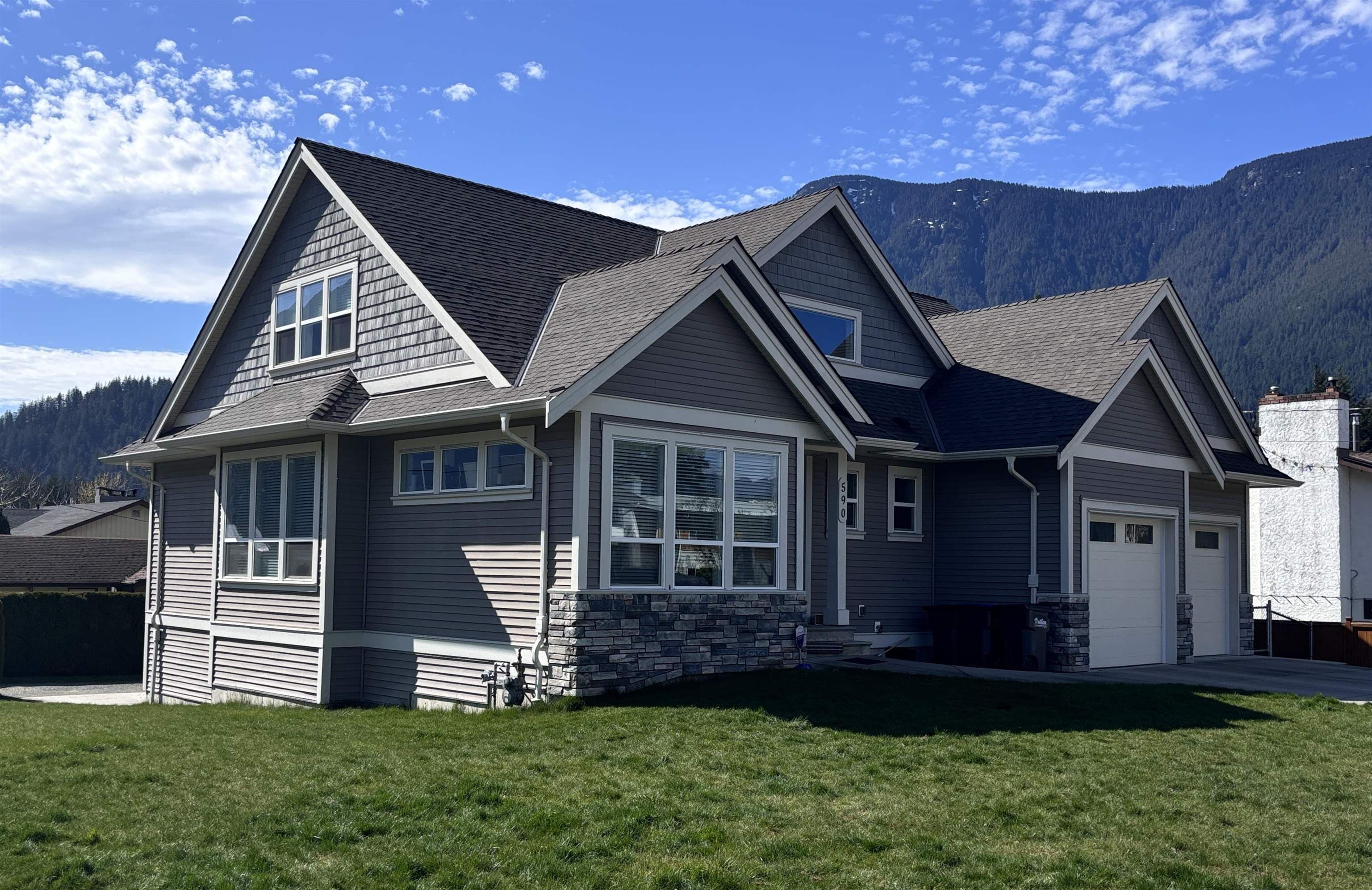 590 Skagit Avenue, Hope