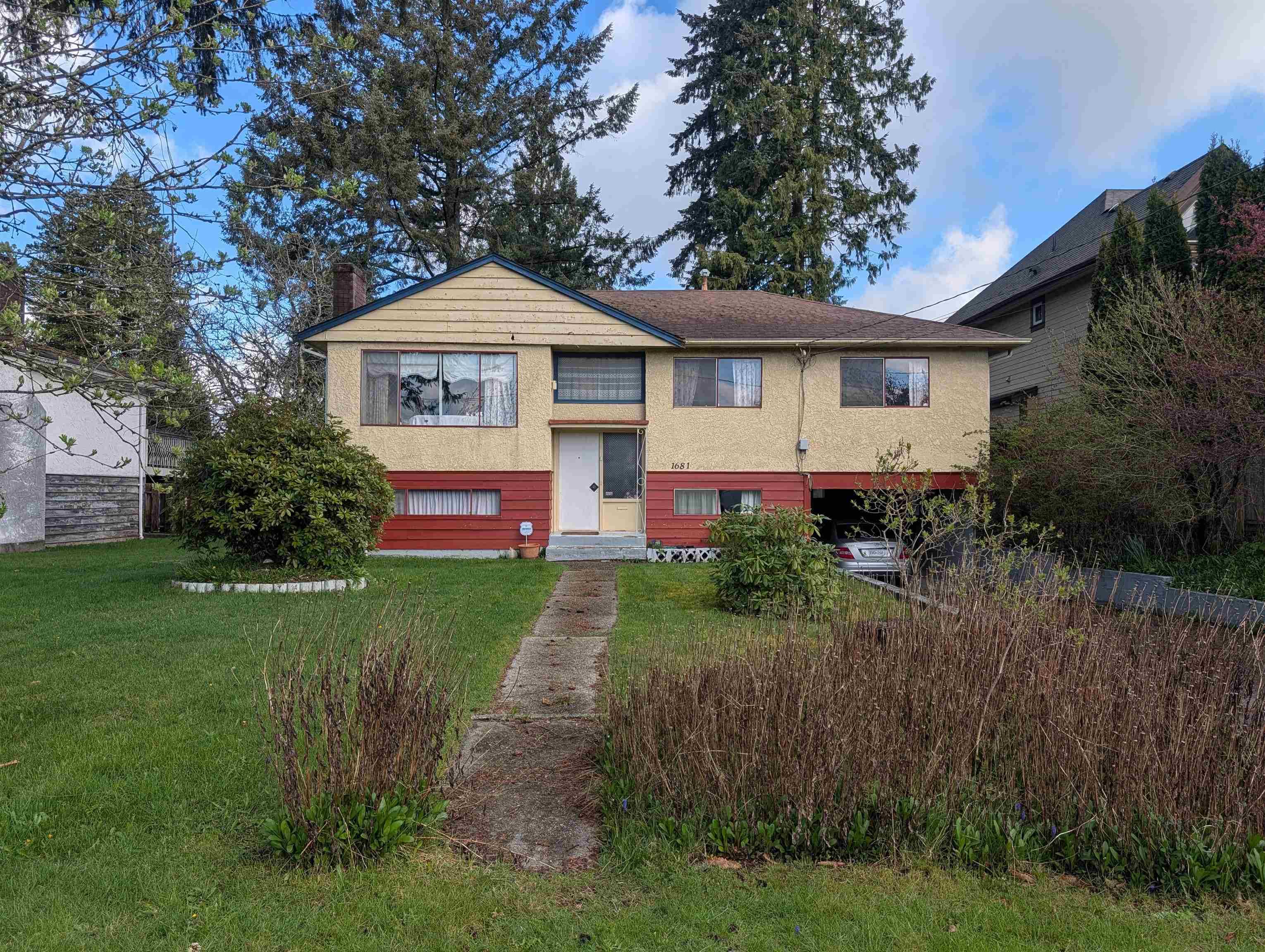 1681 Smith Avenue, Coquitlam, V3J 2Y4 — photo 1