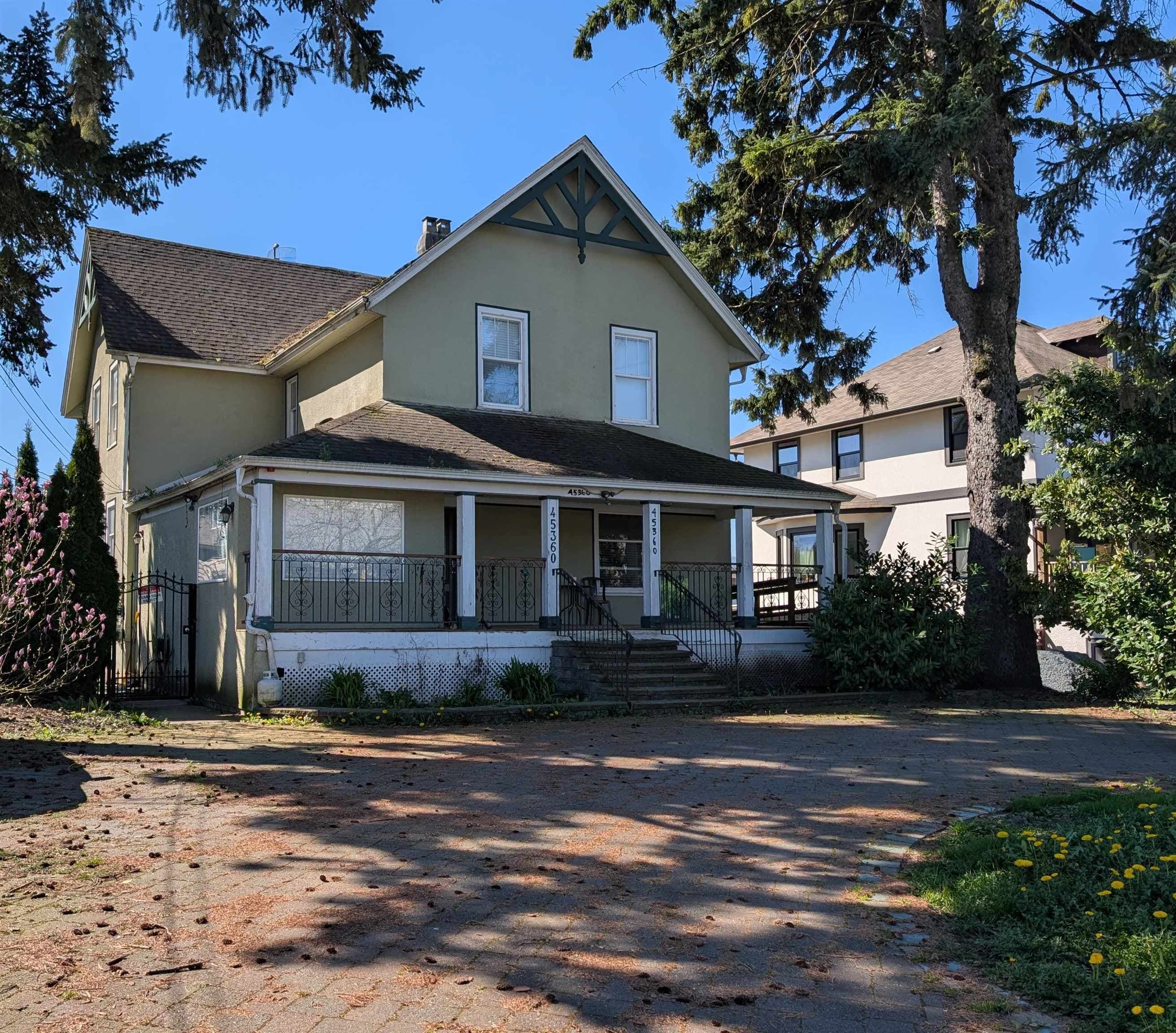 45360 Hodgins Avenue, Chilliwack