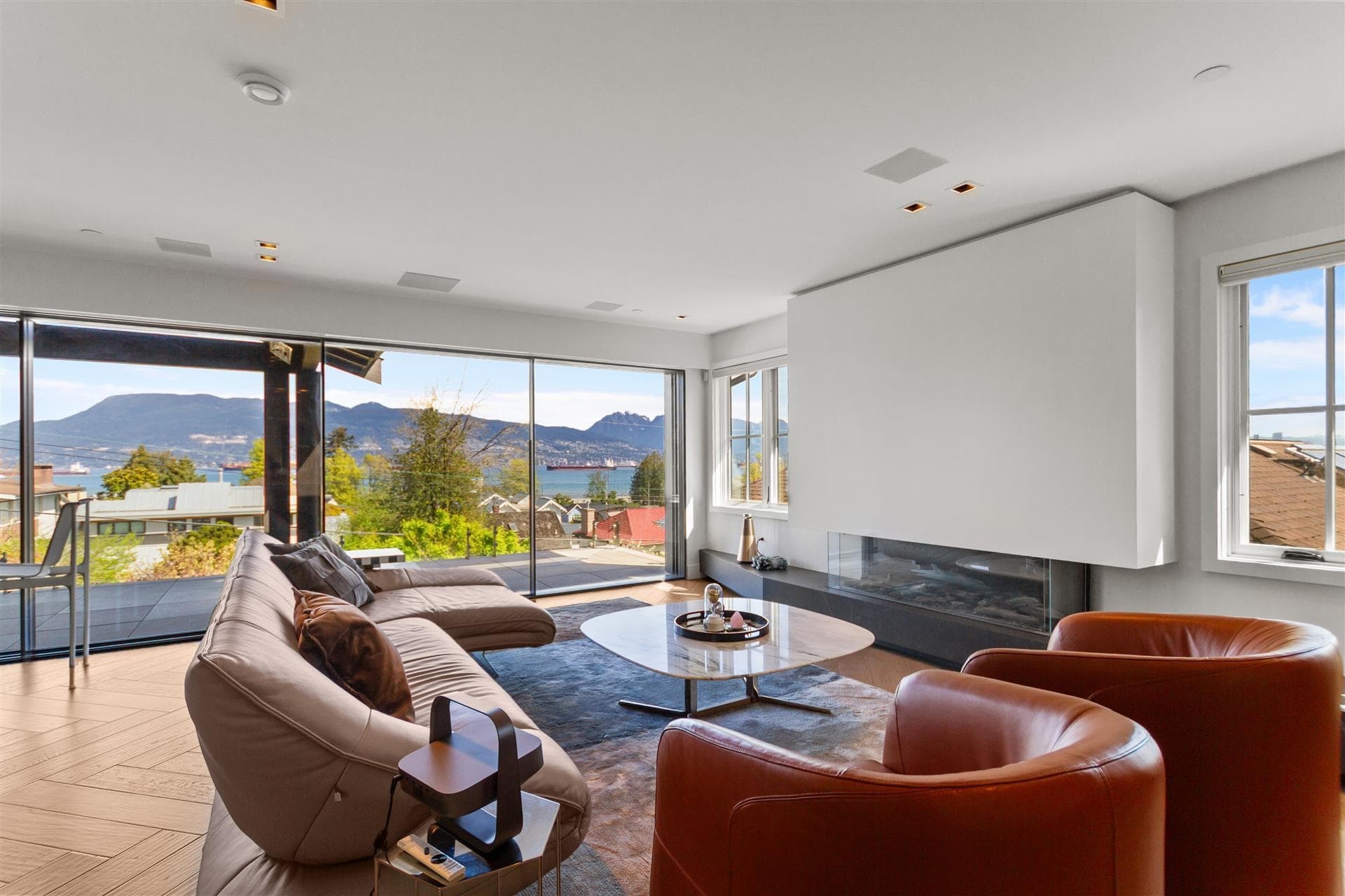 4546 Langara Avenue, Vancouver, V6R 1C8 — photo 3