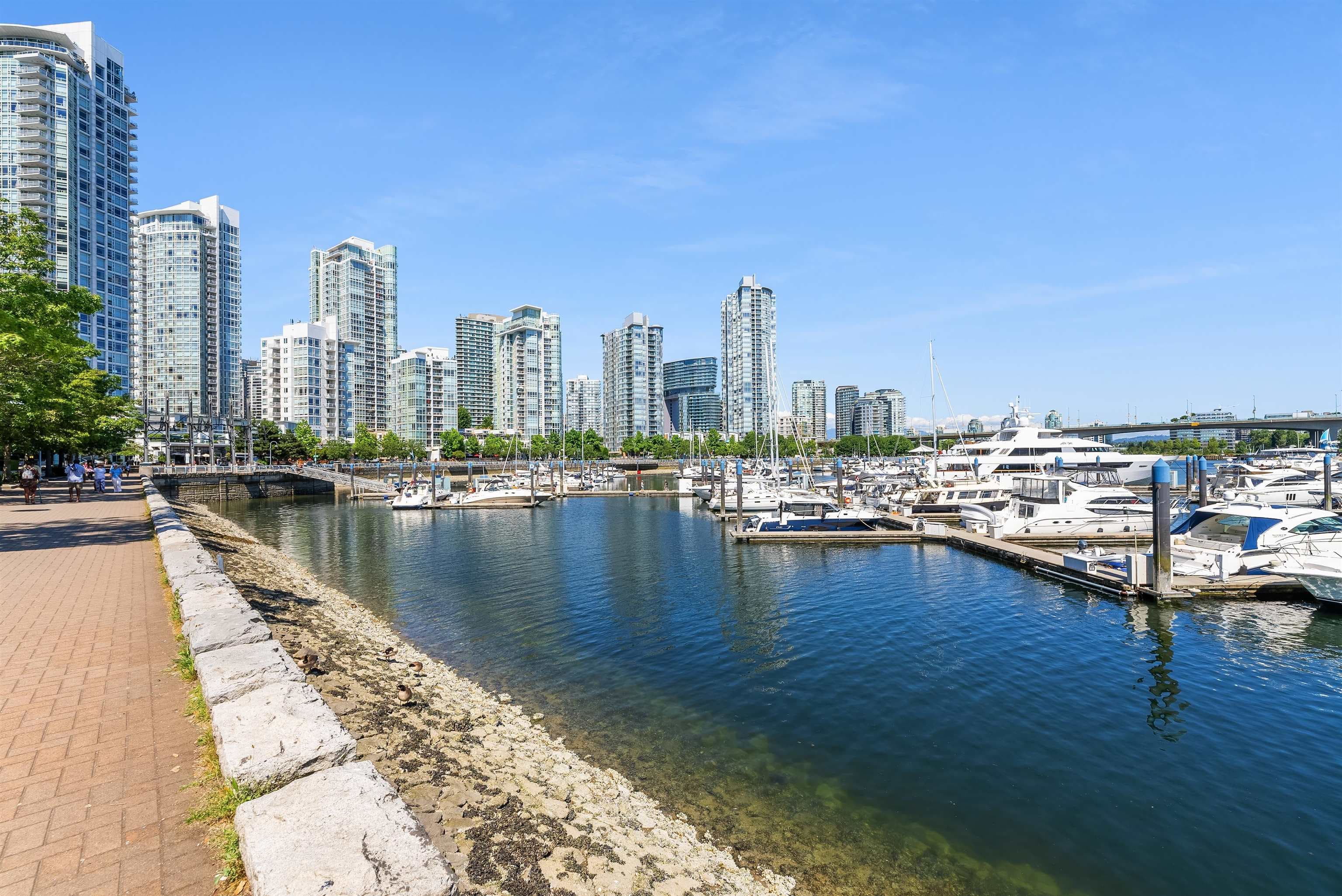 1906 - 1228 Marinaside Crescent, Vancouver — sold