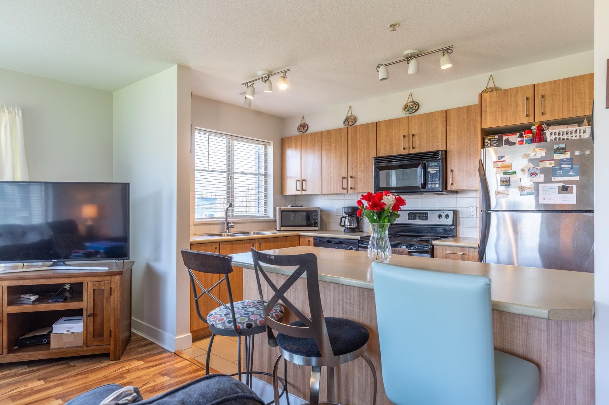 304 - 45555 Yale Road, Chilliwack, V2P 0A9 — photo 3