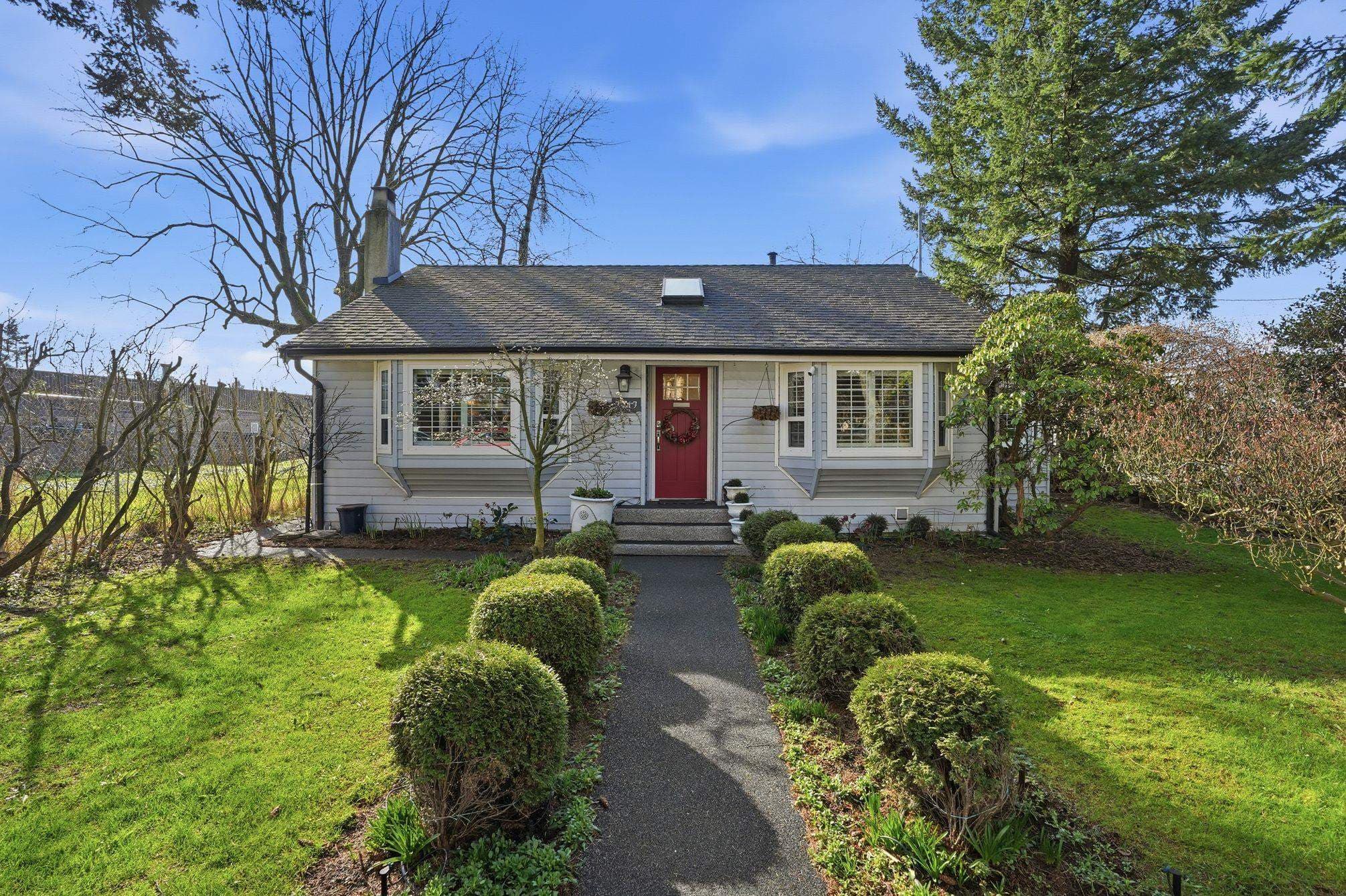 7217 Mary Avenue, Burnaby — sold