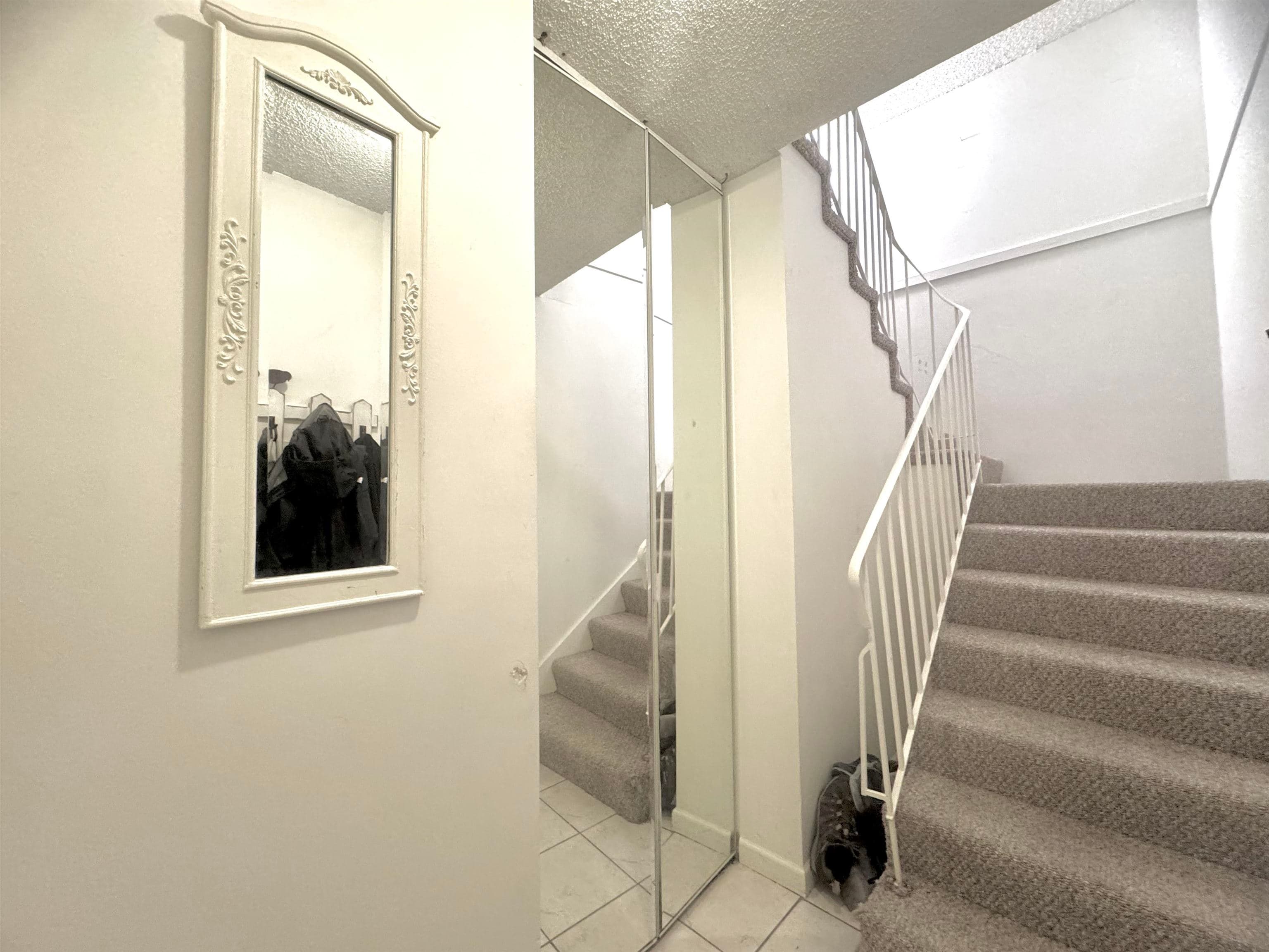 10589 Holly Park Lane, Surrey, V3R 6X8 — photo 2