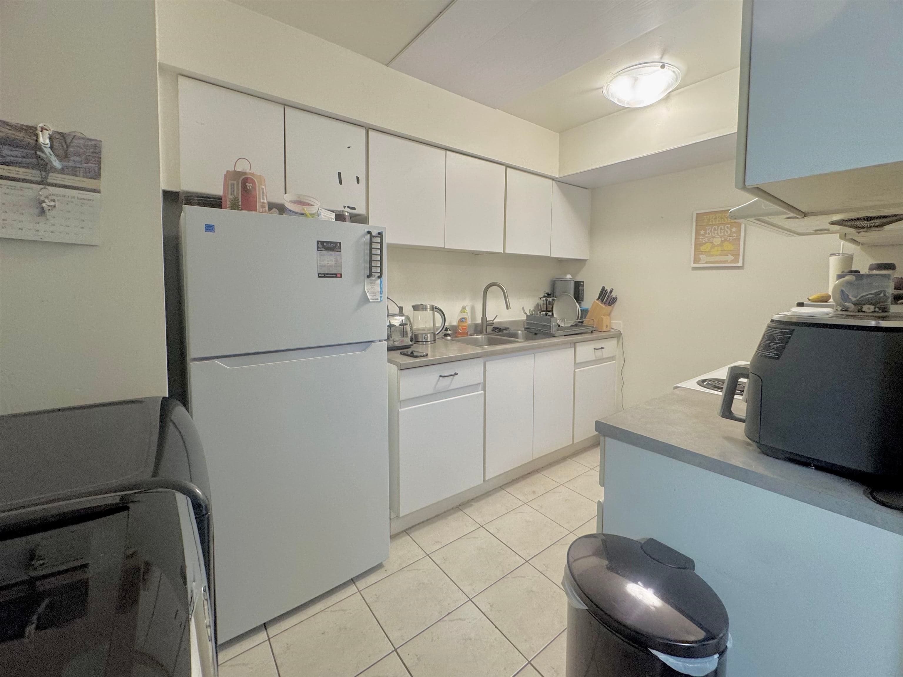 10589 Holly Park Lane, Surrey, V3R 6X8 — photo 5
