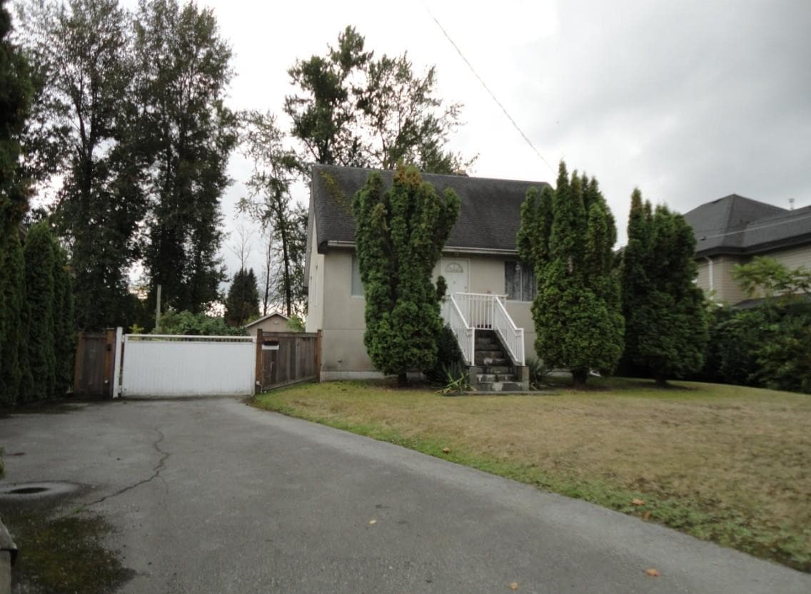 13268 96 Avenue, Surrey