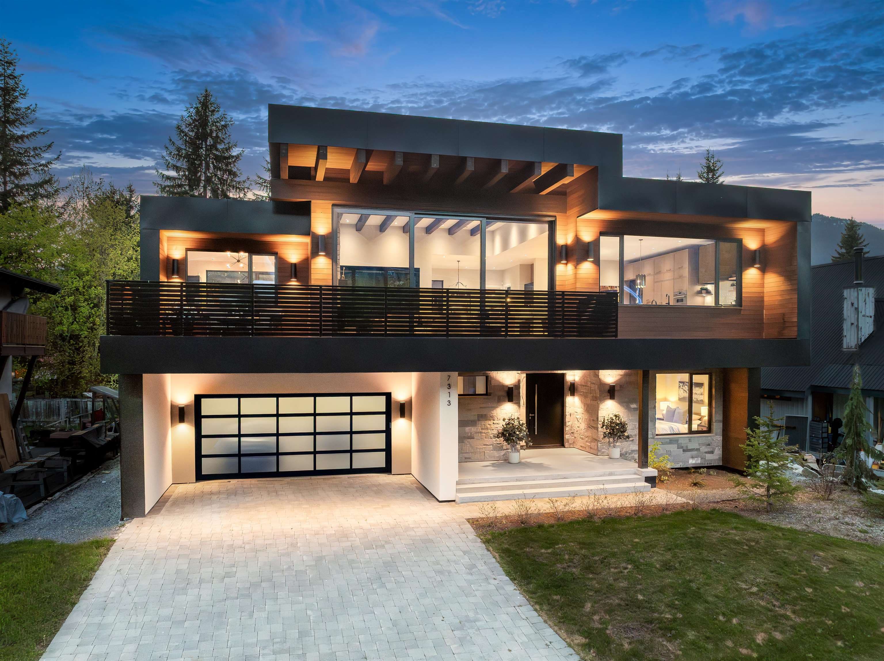 7313 Toni Sailer Lane, Whistler