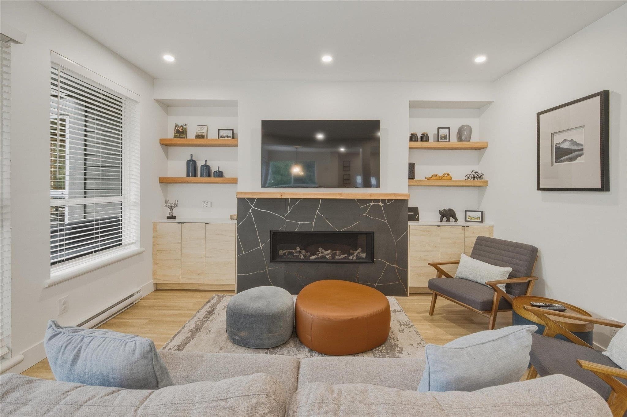 16 - 4628 Blackcomb Way, Whistler, V0N 1B4 — photo 3