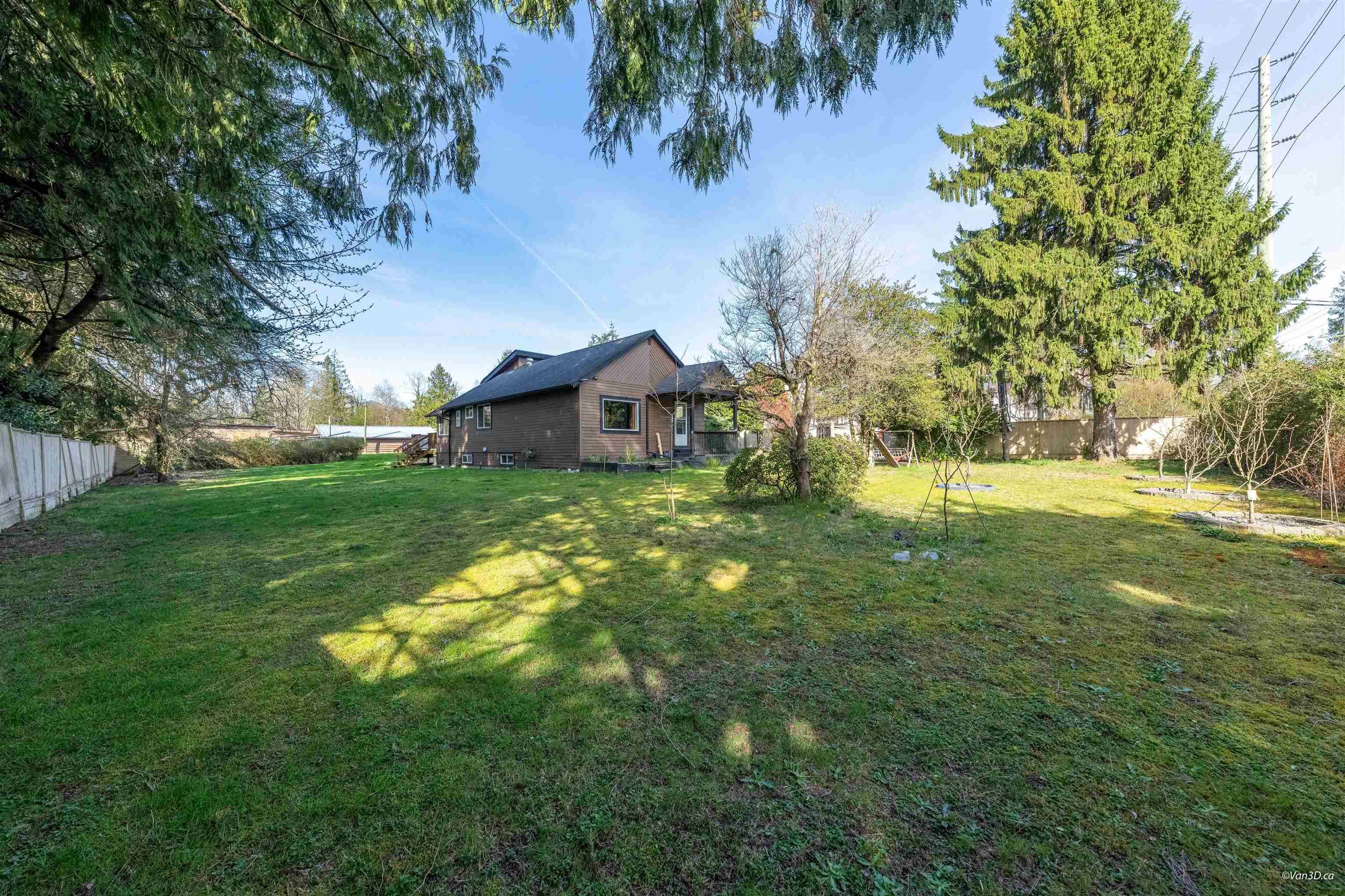24483 Dewdney Trunk Road, Maple Ridge, V4R 1W9 — photo 3