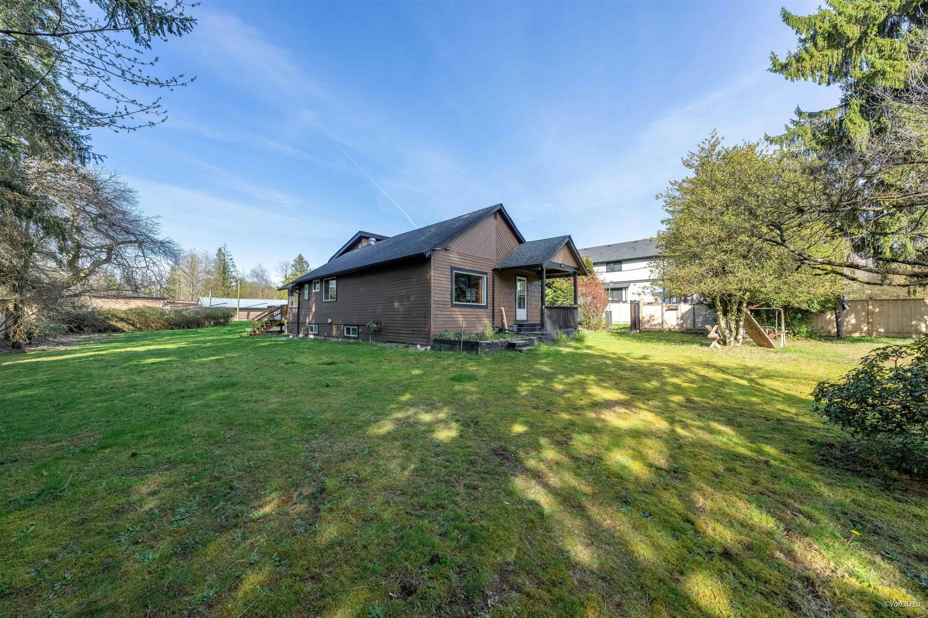 24483 Dewdney Trunk Road, Maple Ridge, V4R 1W9 — photo 5