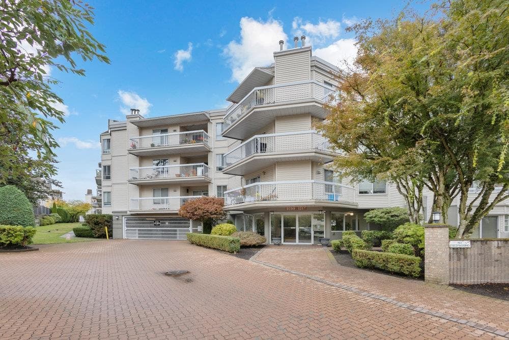 206 - 9299 121 Street, Surrey