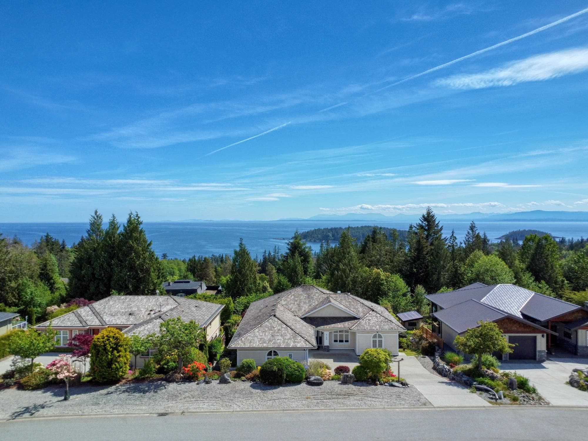 6169 Mika Road, Sechelt, V0N 3A7 — photo 2