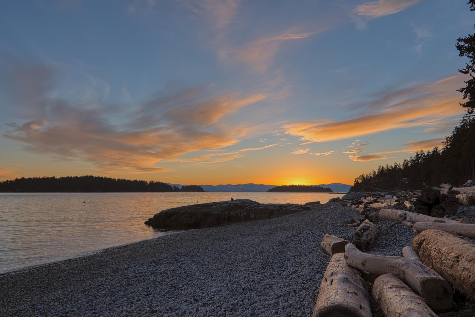 6035 Silverstone Lane, Sechelt, V7Z 0T8 — photo 3