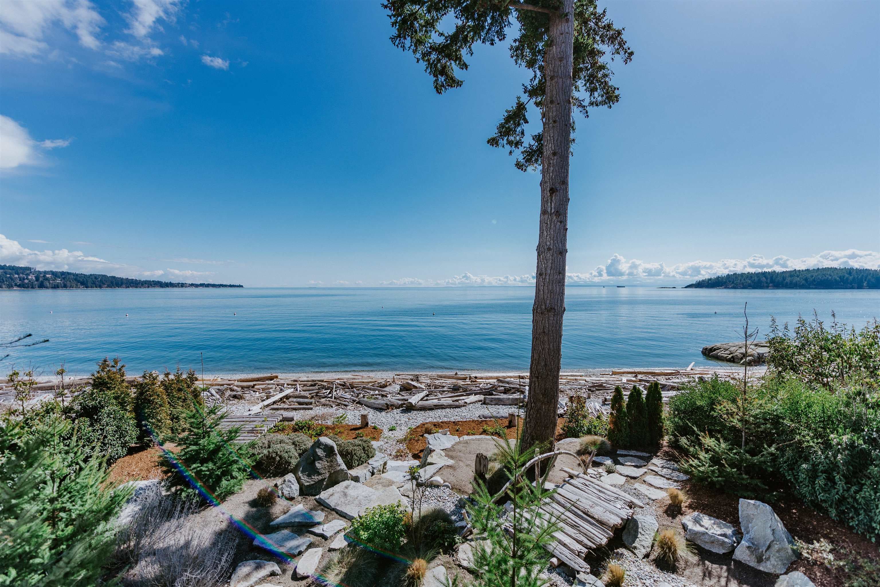 6035 Silverstone Lane, Sechelt, V7Z 0T8 — photo 4