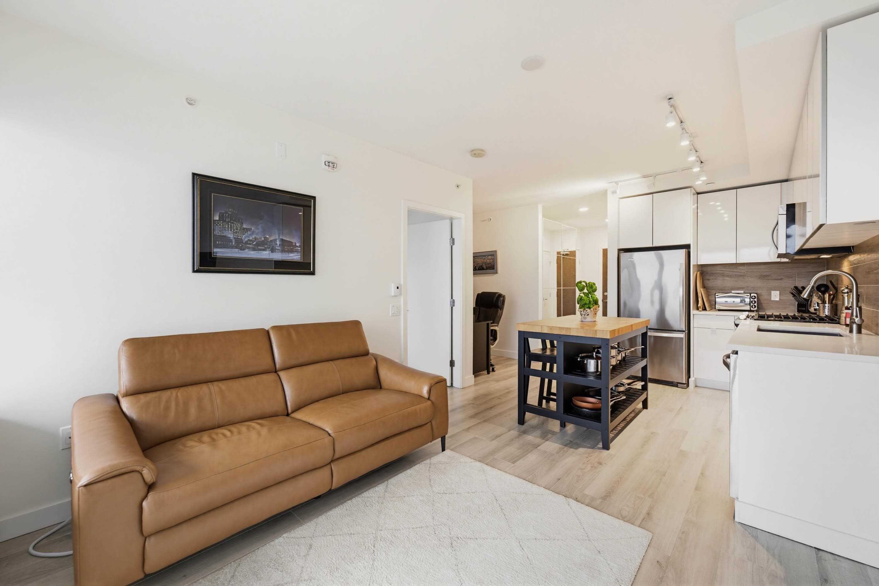 708 - 200 Nelson's Crescent, New Westminster, V3L 0H4 — photo 3