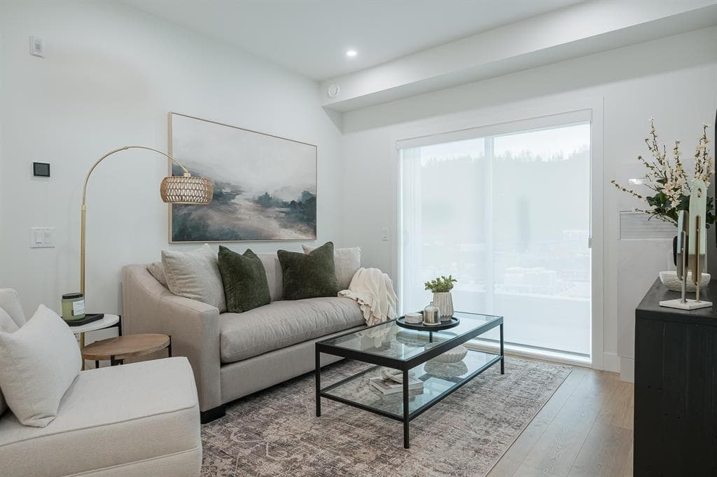 206 - 46187 Thomas Road, Chilliwack
