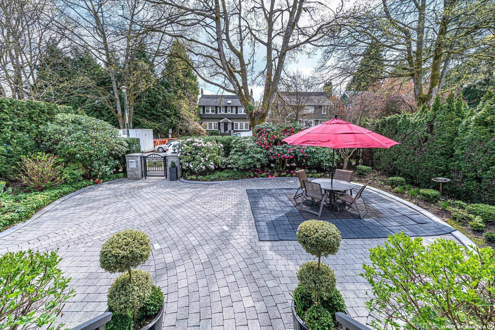 1255 W 26th Avenue, Vancouver, V6H 2A8 — photo 2