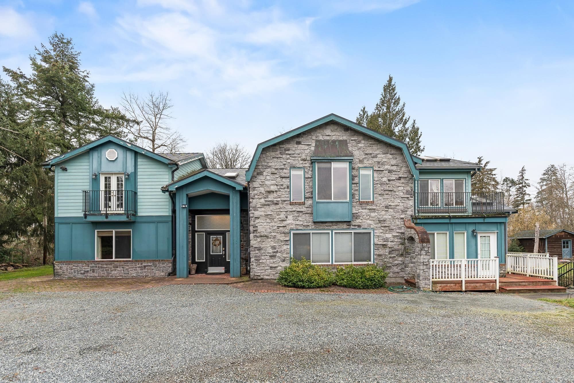 8097 198a Street, Langley, V2Y 1Y3 — photo 1