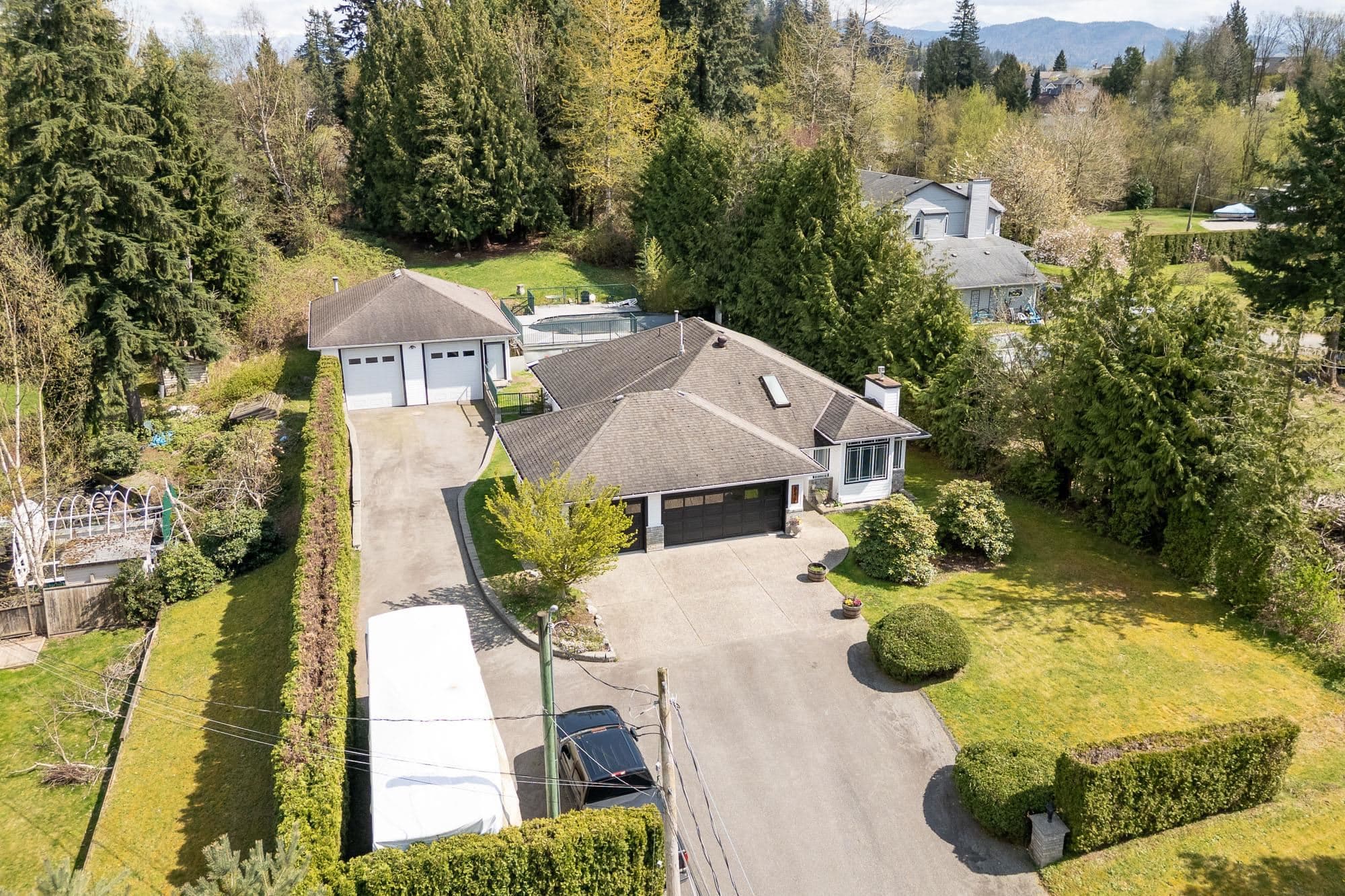 8572 Bannister Drive, Mission, V2V 6Y3 — photo 3