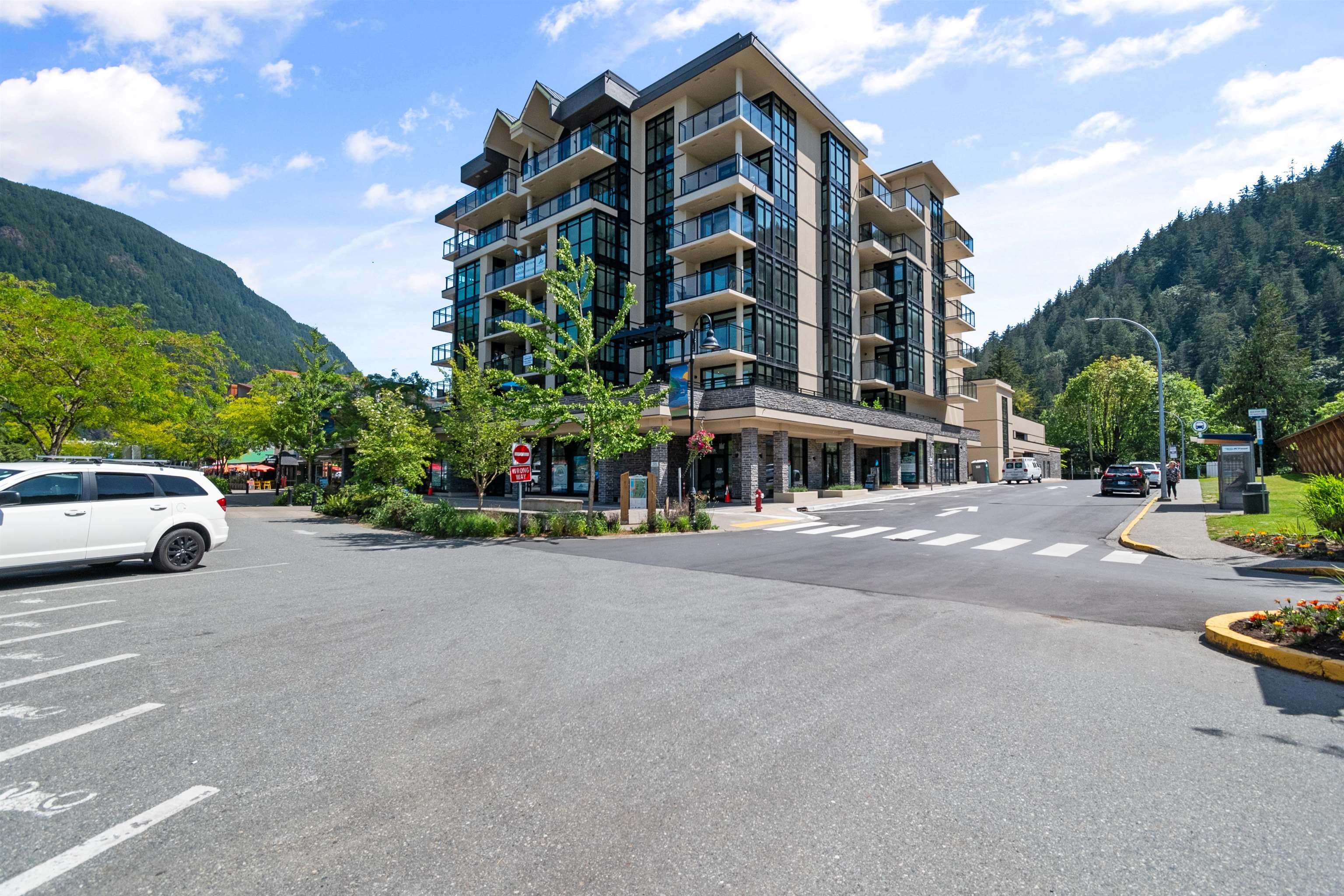 605 - 120 Esplanade Avenue, Harrison Hot Springs