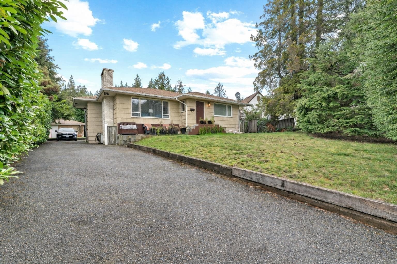 3955 Highland Boulevard, North Vancouver