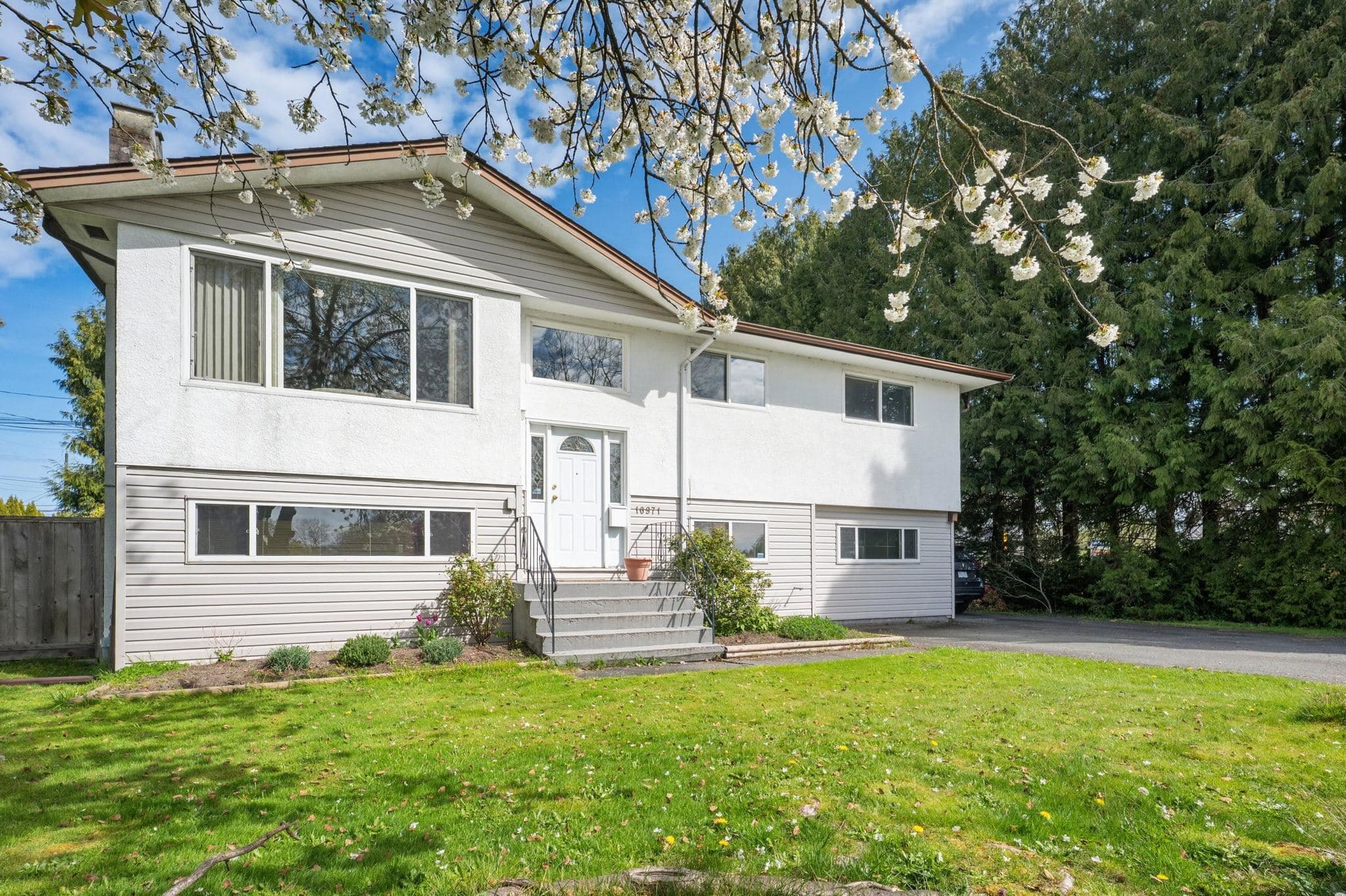 10971 Maddocks Road, Richmond, V7A 3N1 — photo 2
