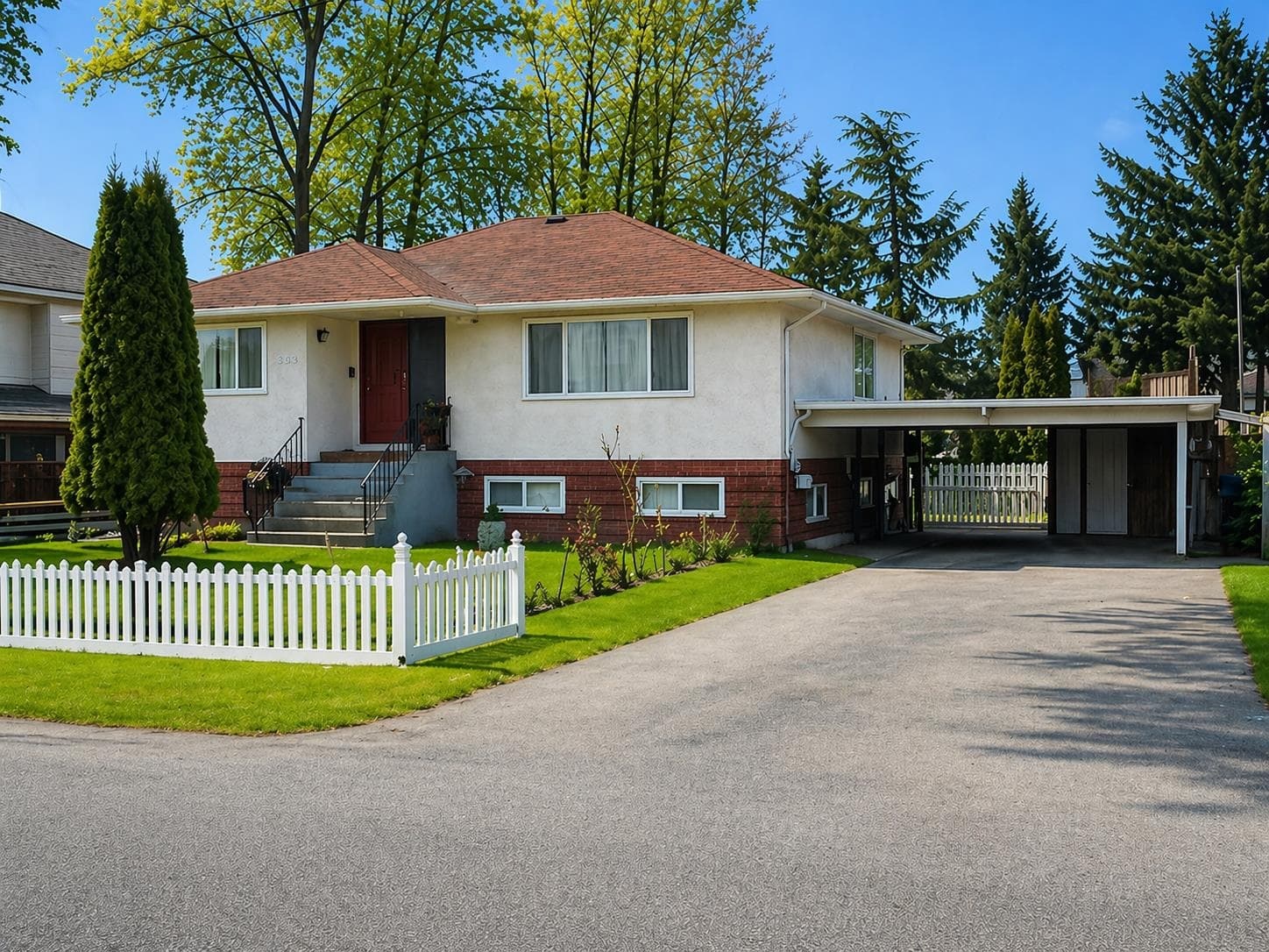 14844 103a Avenue, Surrey, V3R 1L7 — photo 2