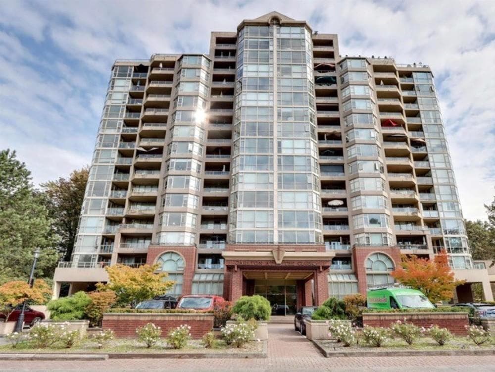 810 - 1327 E Keith Road, North Vancouver