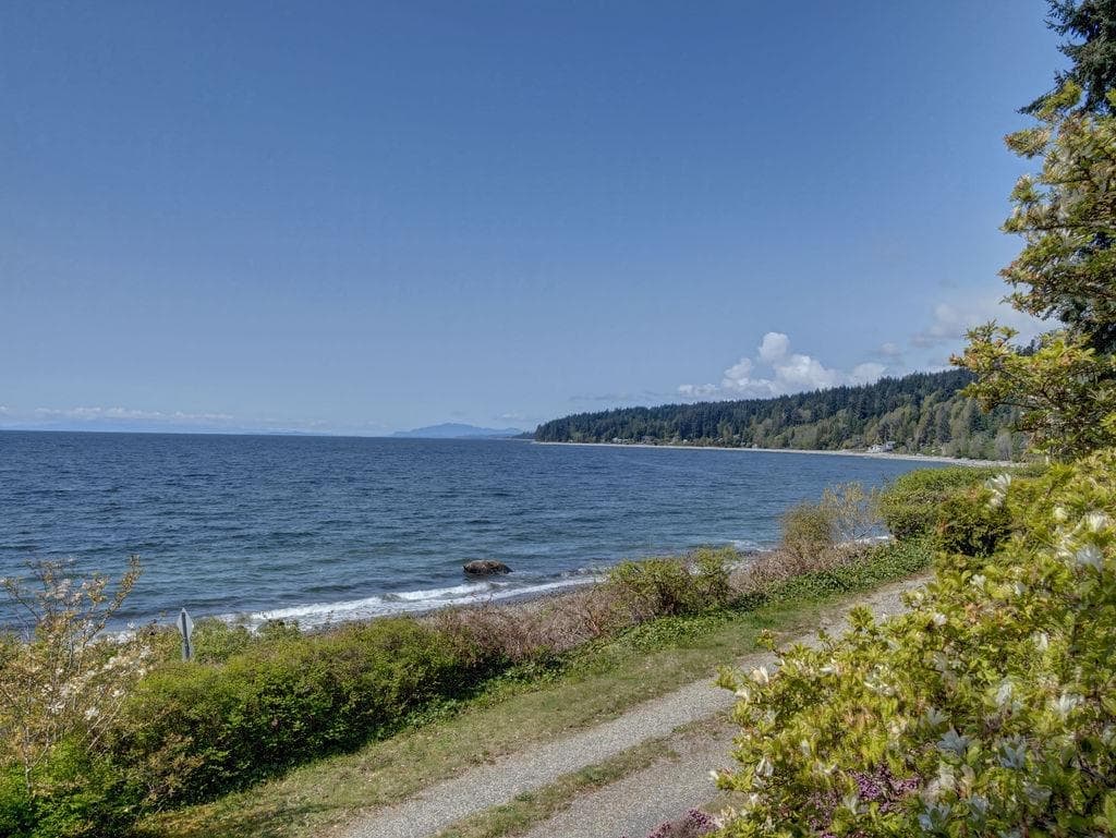 1708 Ocean Beach Esplanade, Gibsons