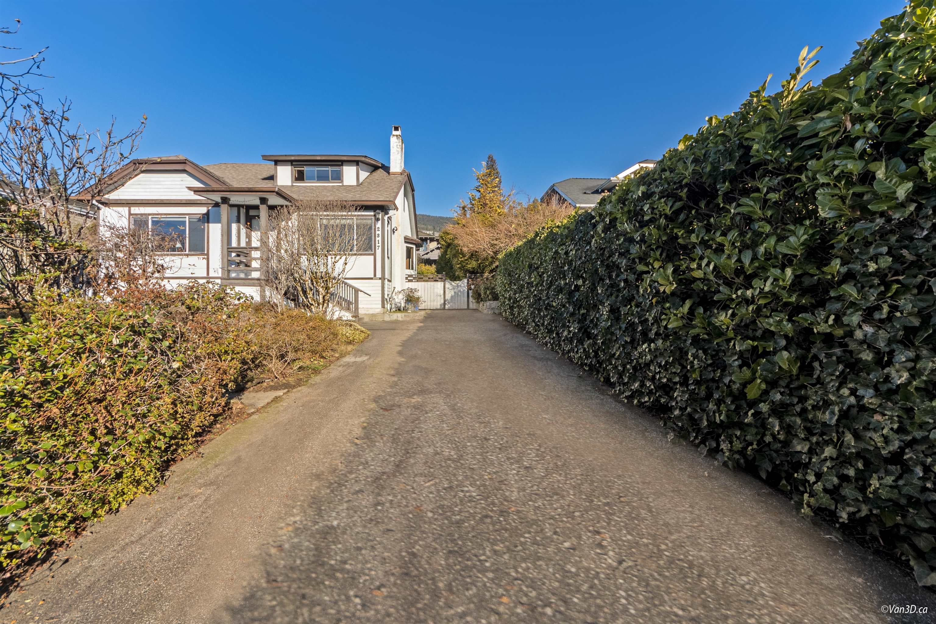 2317 Kings Avenue, West Vancouver, V7V 2C3 — photo 1