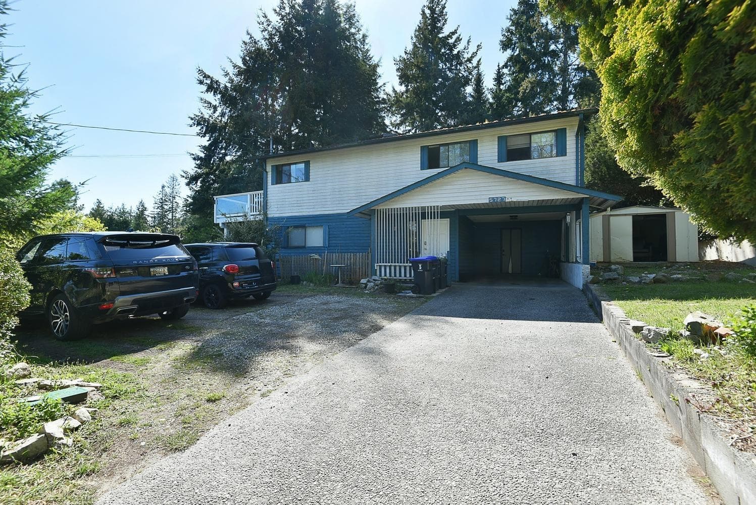 5727 Trail Avenue, Sechelt