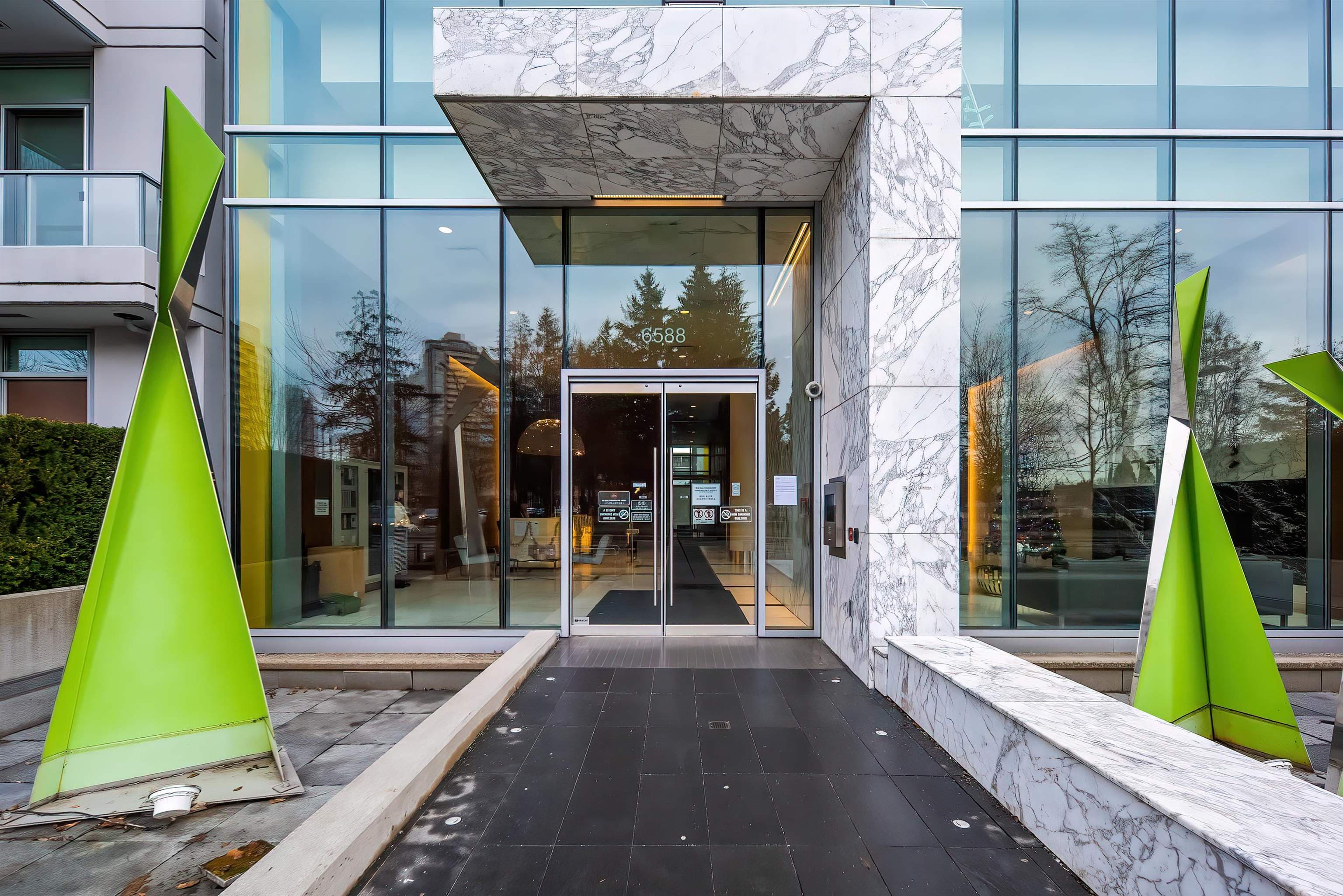 6590 Nelson Avenue, Burnaby, V5H 0E8 — photo 4