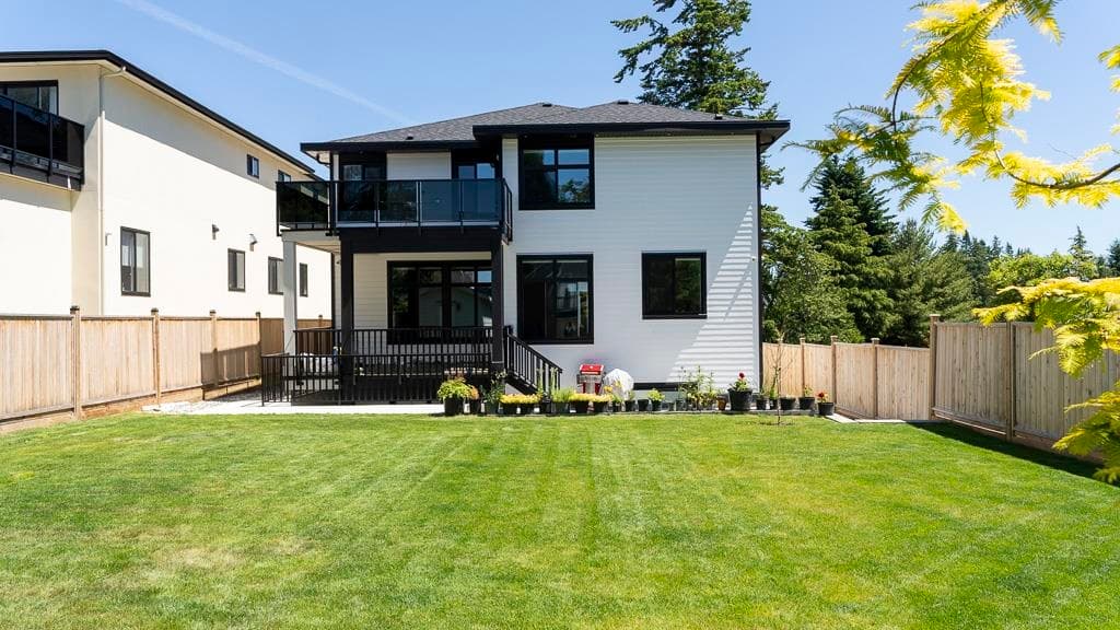 937 160b Street, Surrey, V4A 9A7 — photo 2