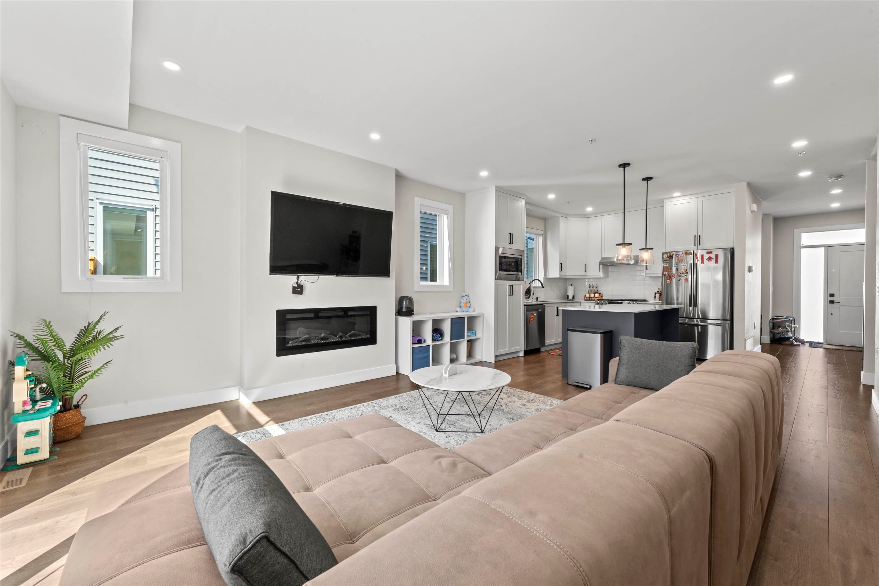 20520 76a Avenue, Langley, V2Y 3T1 — photo 3