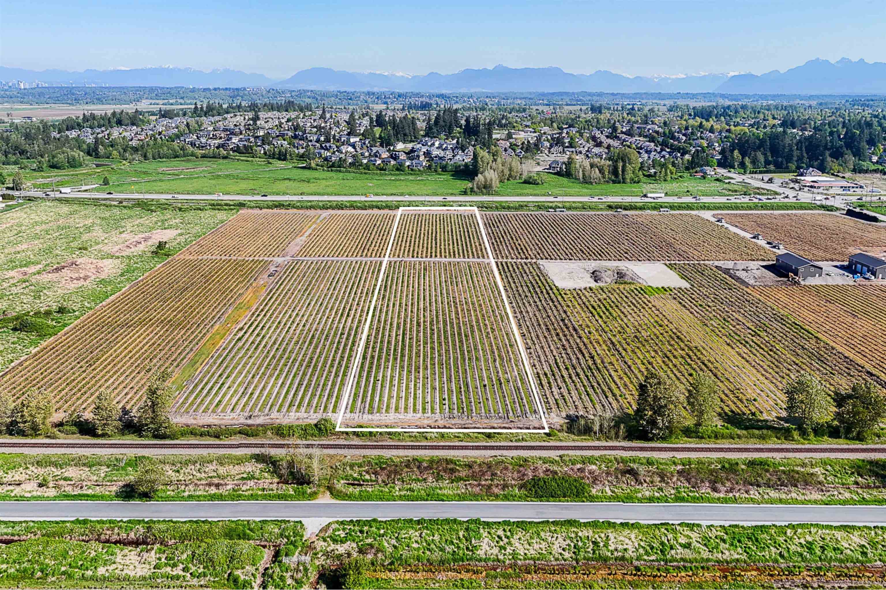 16623 Colebrook Road, Surrey, V3S 0L2 — photo 3