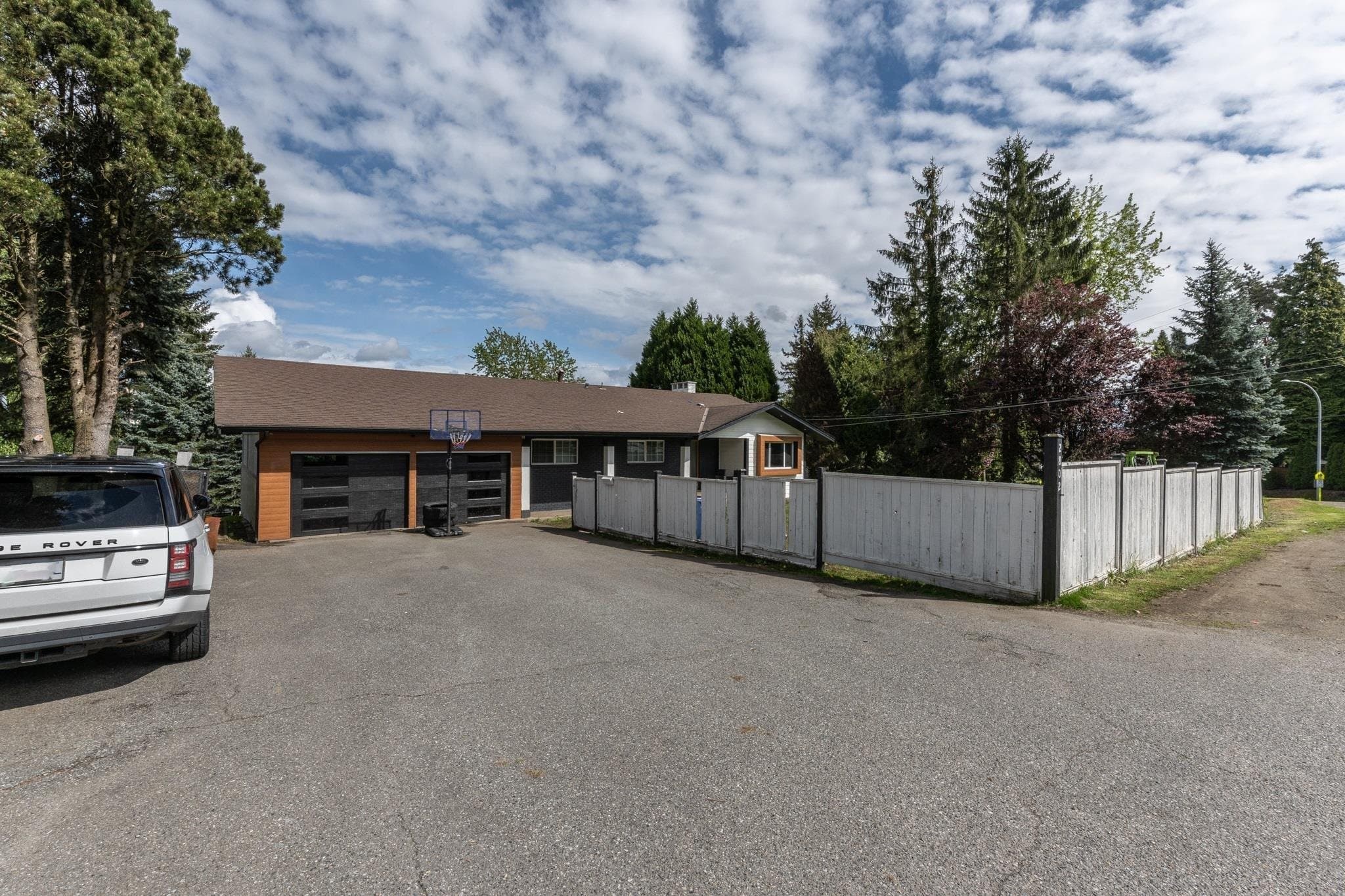 2802 Upland Crescent, Abbotsford, V2T 2E9 — photo 2