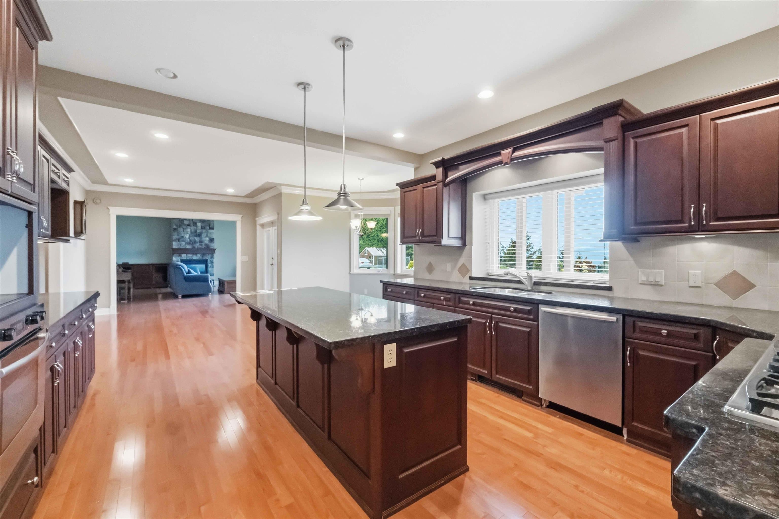 10270 Rolley Crescent, Maple Ridge, V2W 1J9 — photo 5