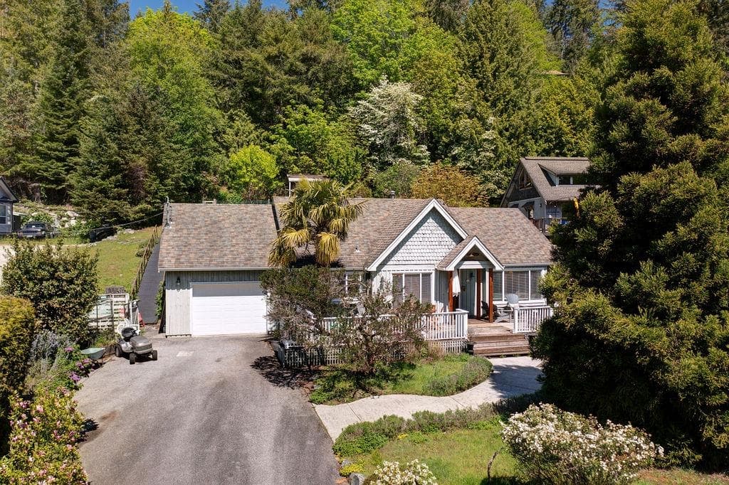 4717 Sinclair Bay Road, Pender Harbour