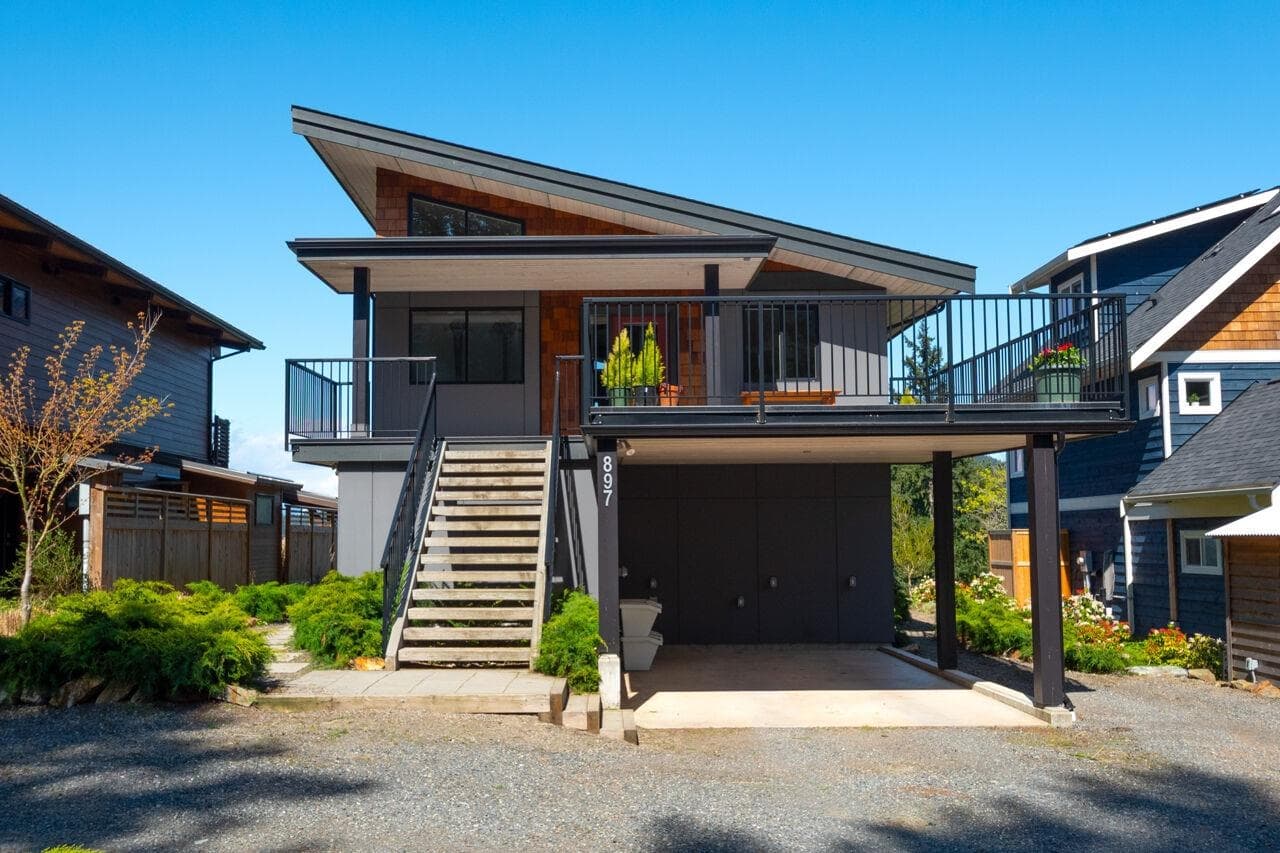 897 Rivendell Drive, Bowen Island, V0N 1G1 — photo 2