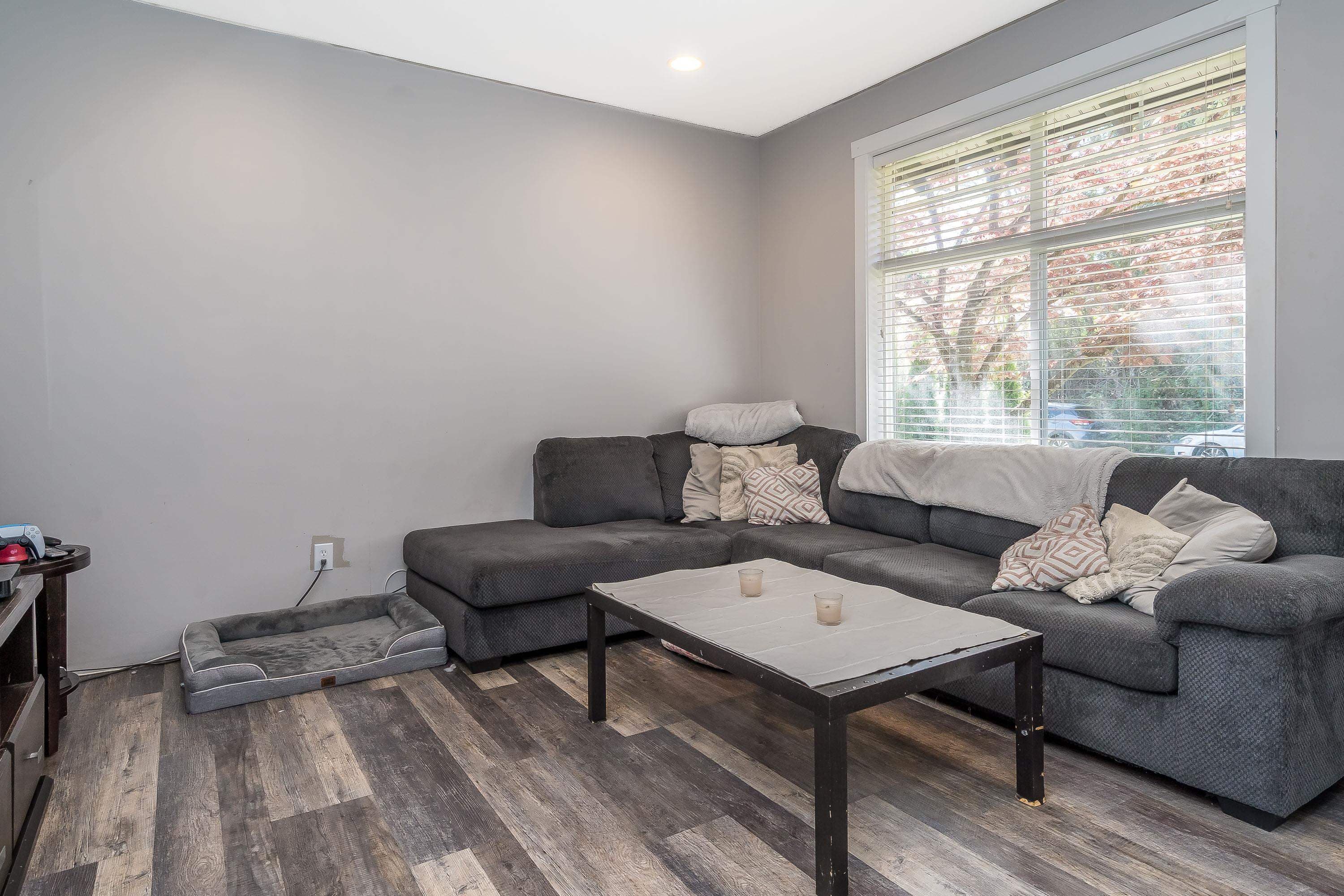 22843 136a Avenue, Maple Ridge, V4R 0B4 — photo 2