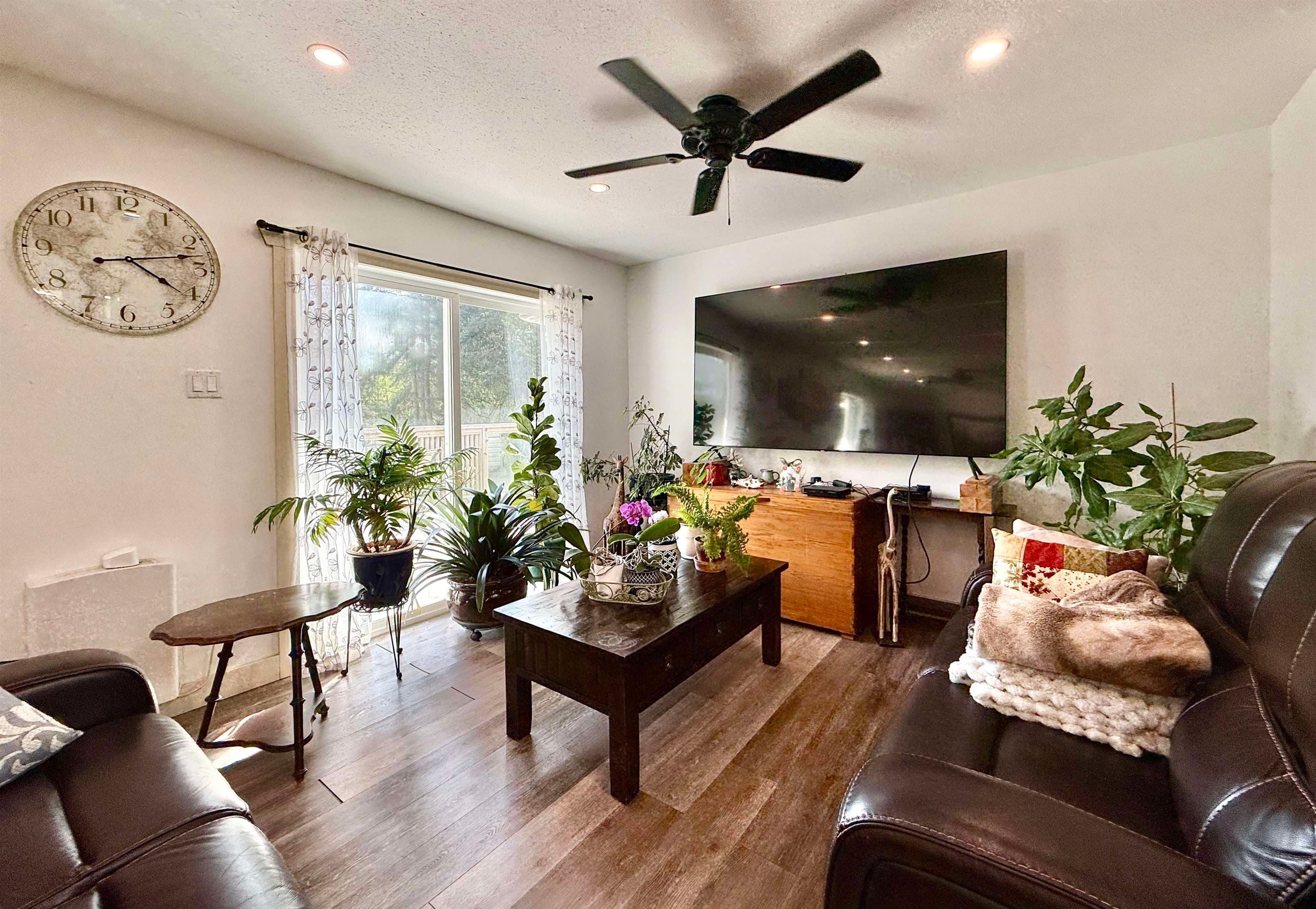 1271 Fitchett Road, Gibsons, V0N 1V4 — photo 5