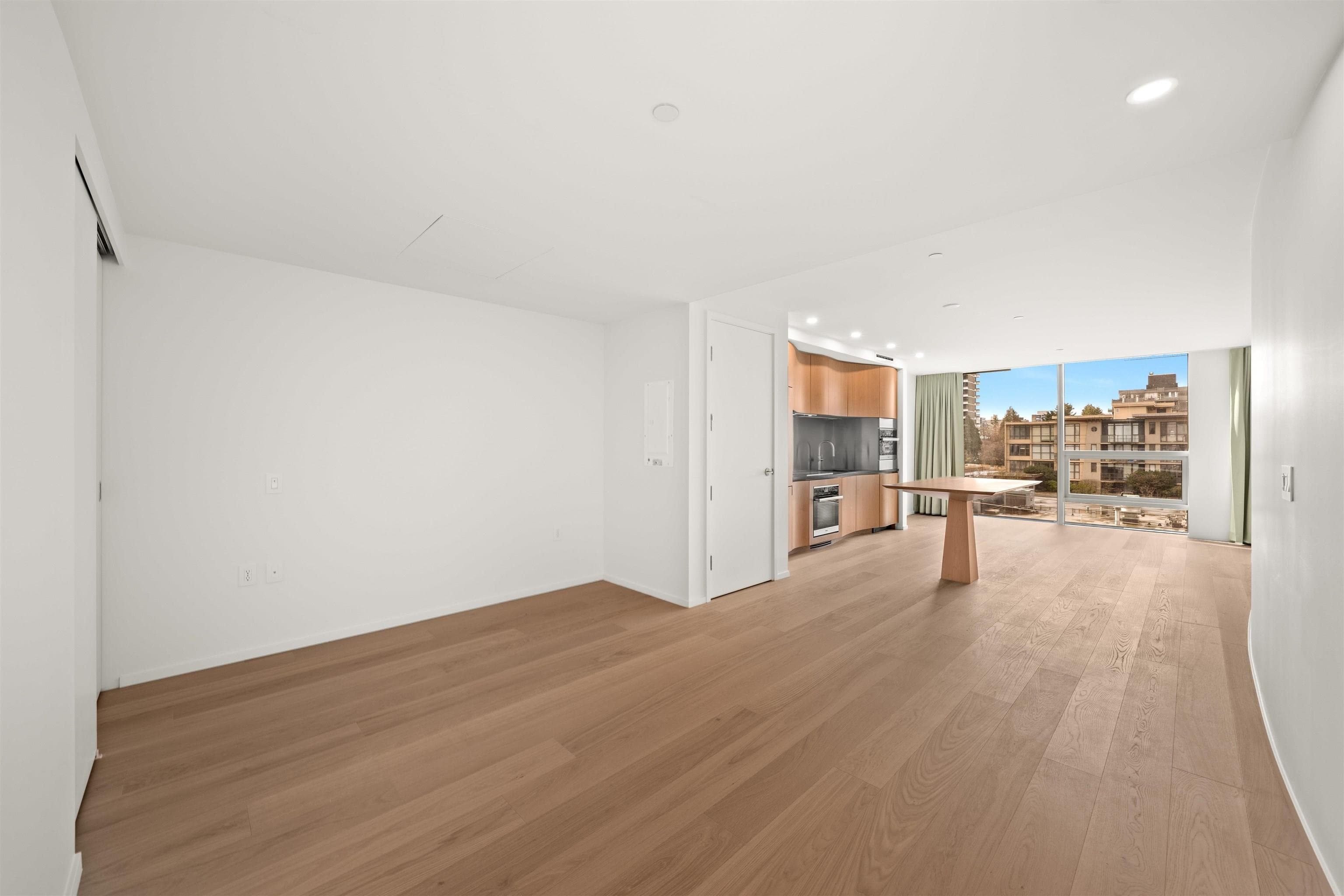 60X - 1568 Alberni Street, Vancouver, V6G 0E3 — photo 2