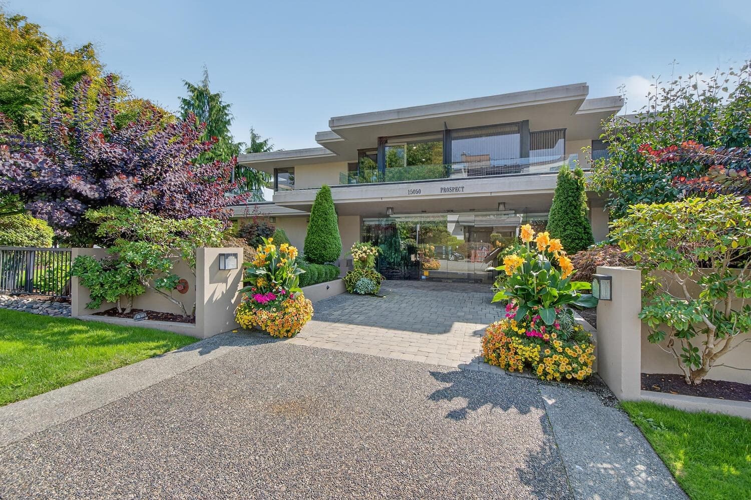 402 - 15050 Prospect Avenue, White Rock