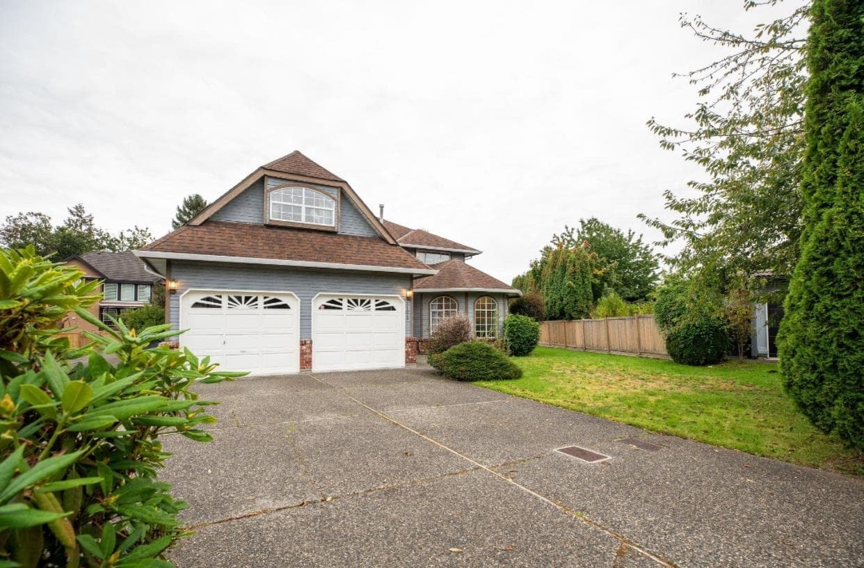 14370 83 Avenue, Surrey