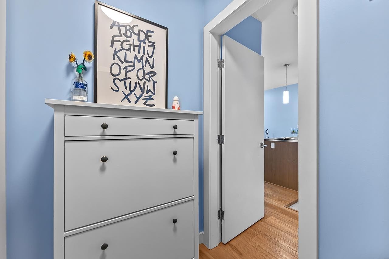 2011 - 5511 Hollybridge Way, Richmond, V7C 0A3 — photo 5