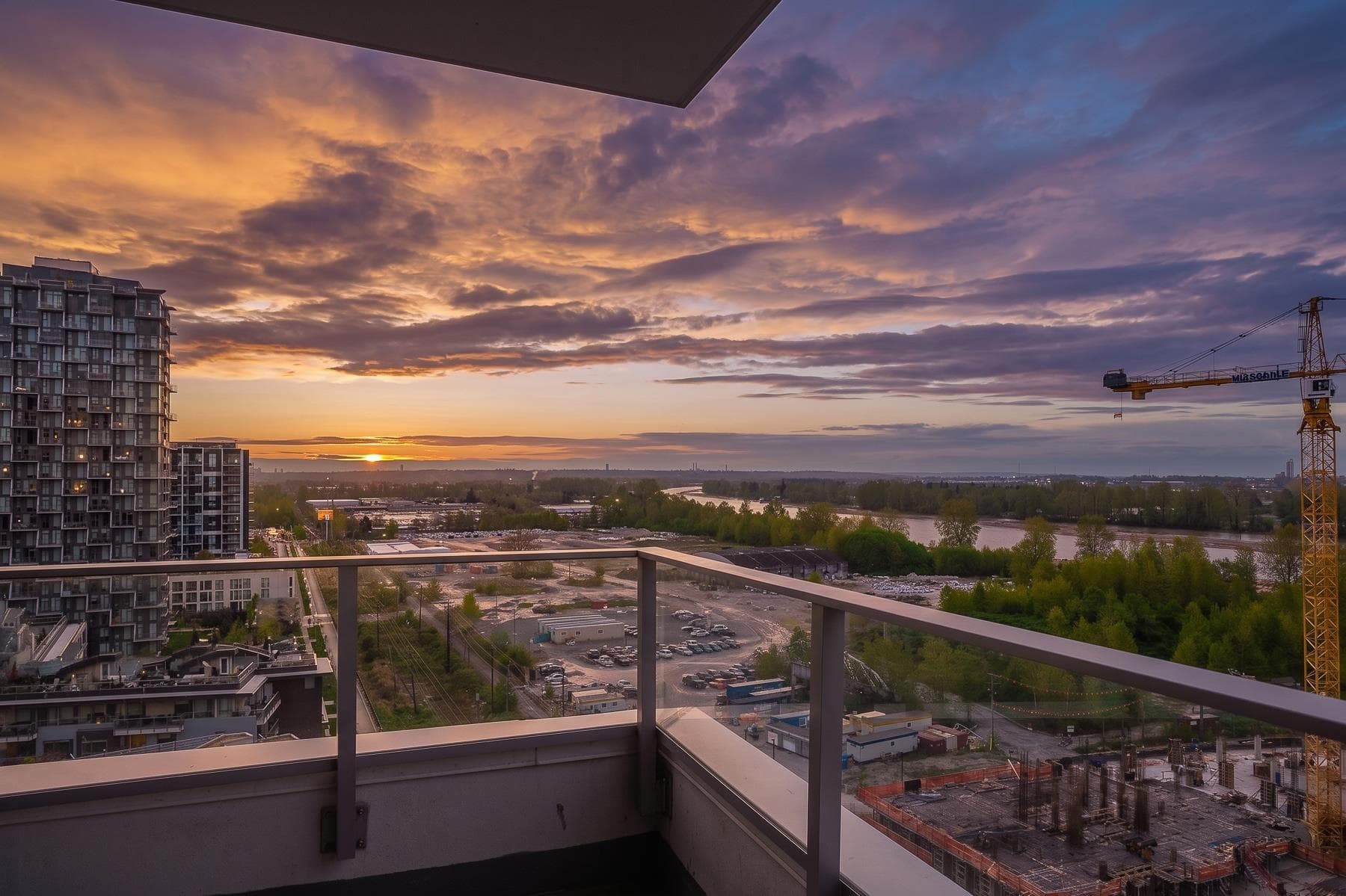 1402 - 3438 Sawmill Crescent, Vancouver
